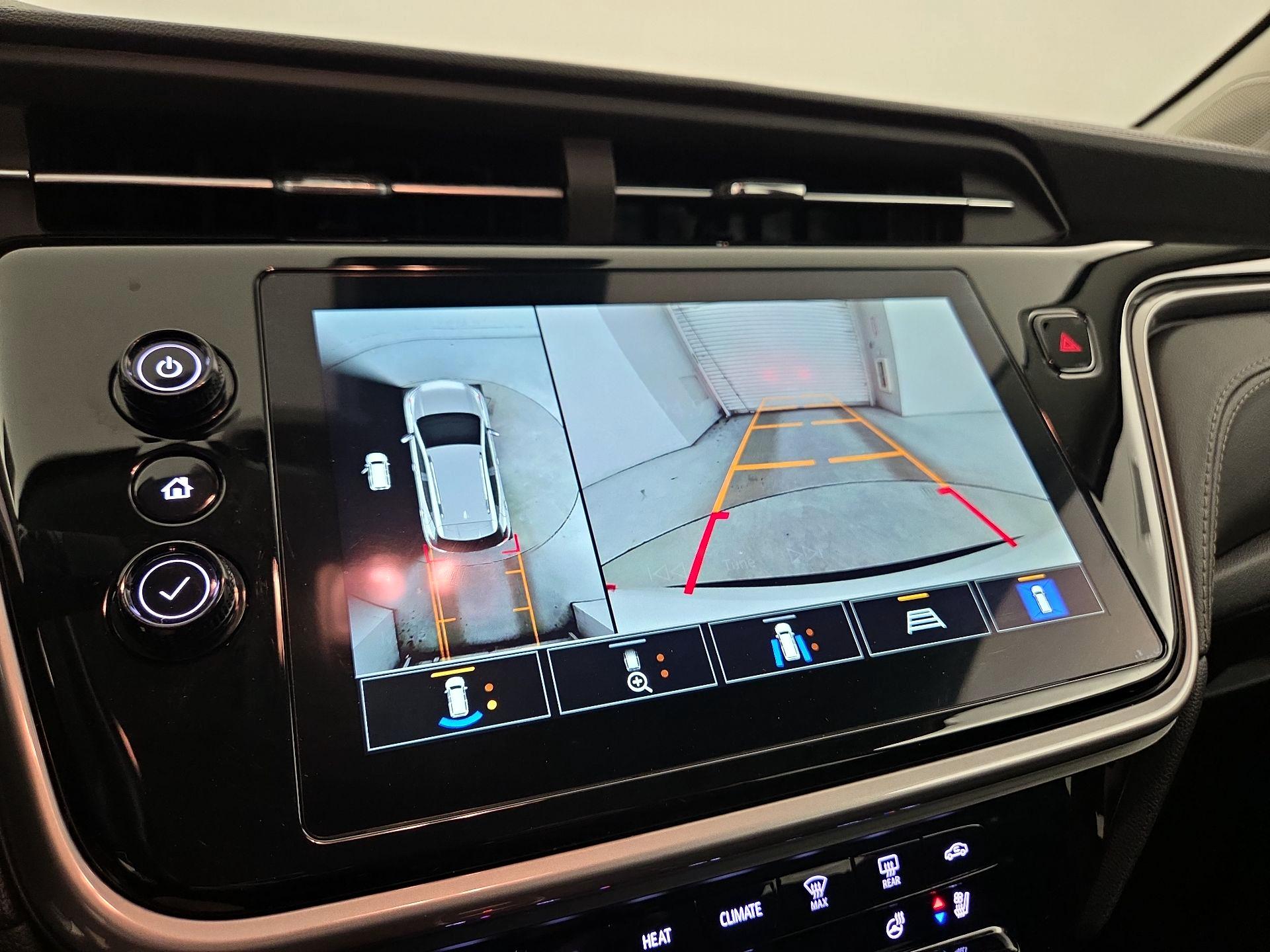 Thumbnail: 2023 Chevrolet Bolt EUV - 14