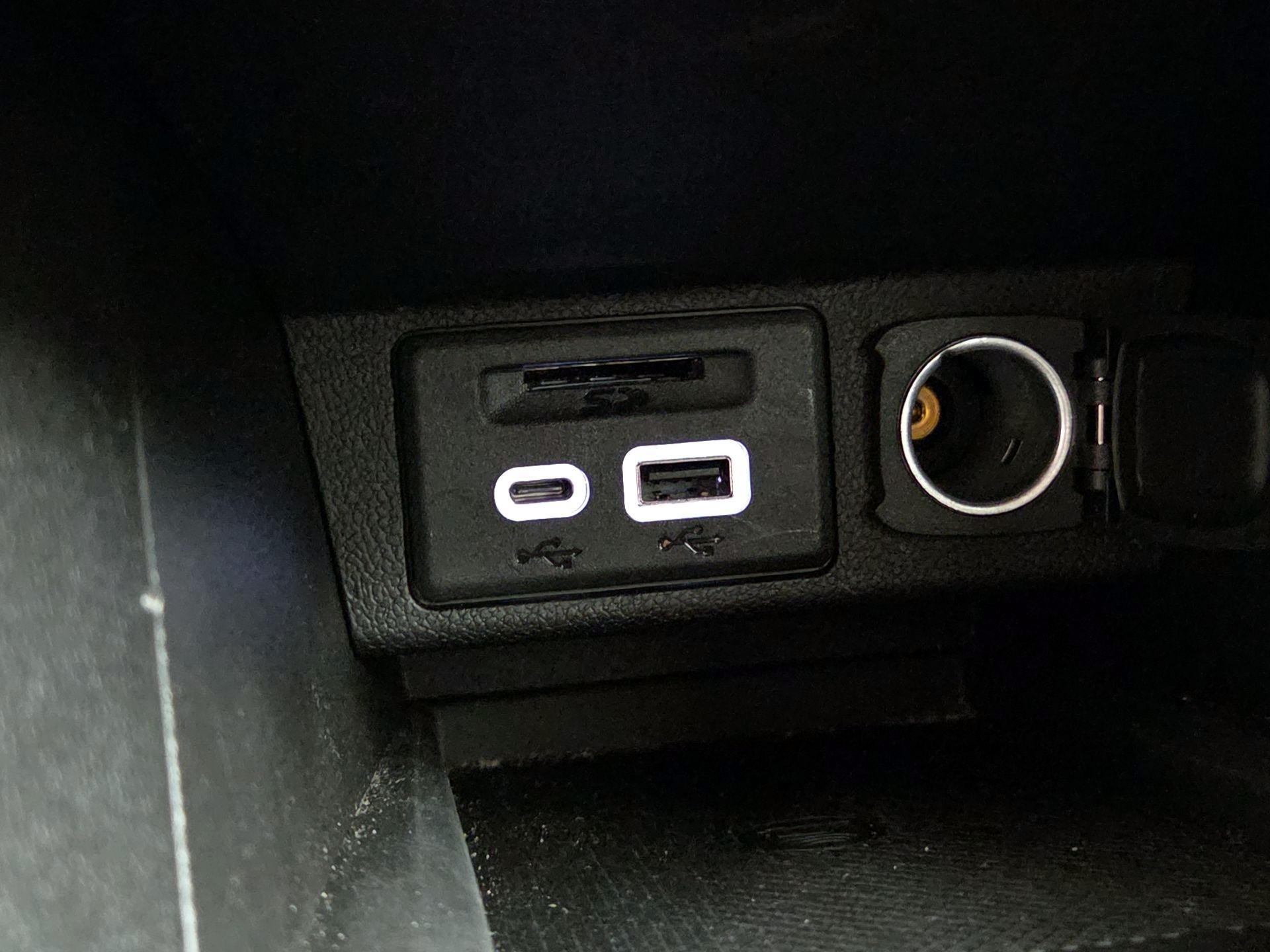 Thumbnail: 2023 Chevrolet Bolt EUV - 18
