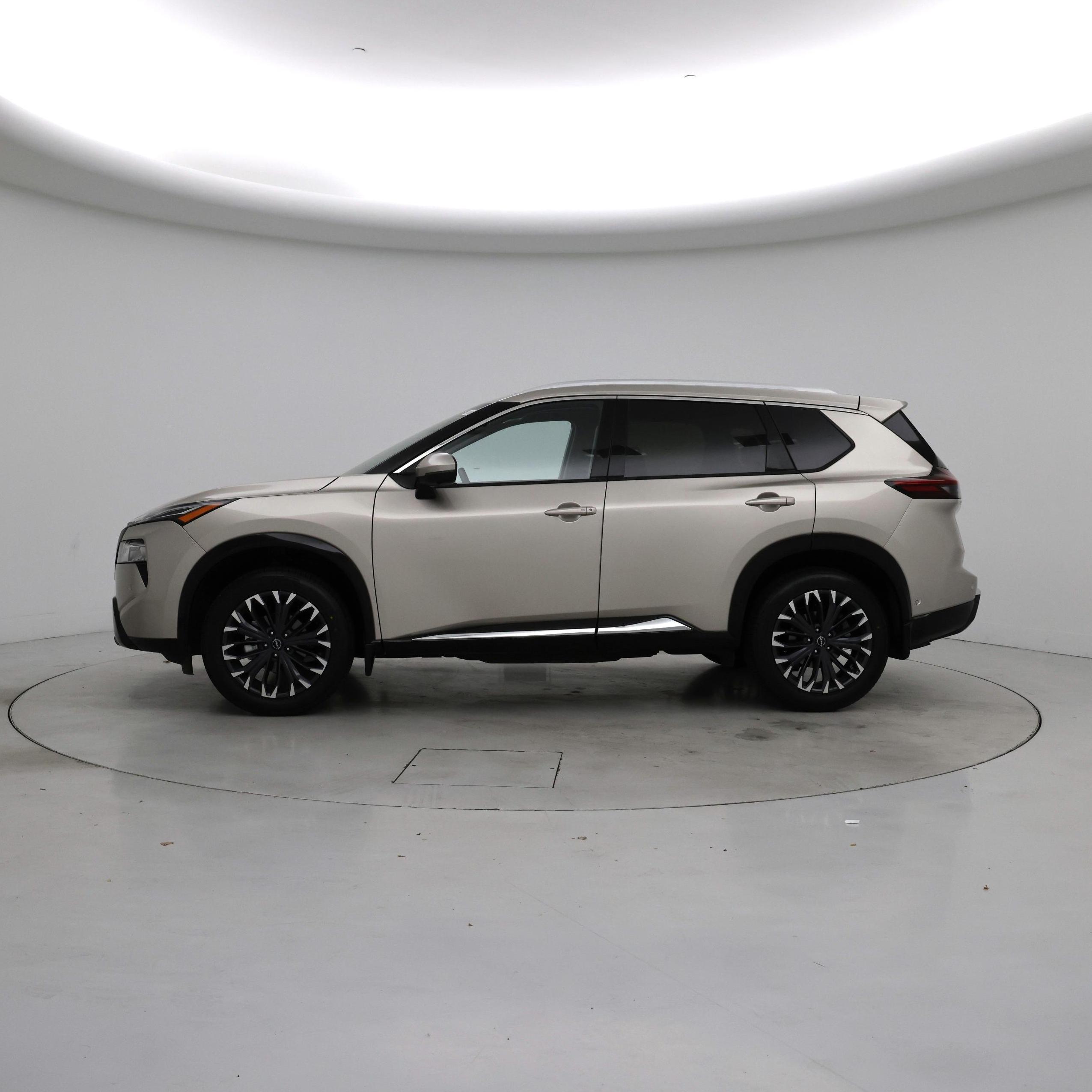 Thumbnail: 2024 Nissan Rogue - 3
