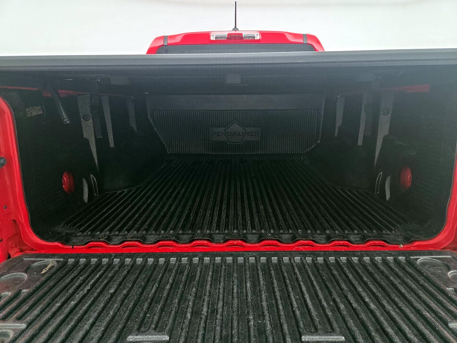 Thumbnail: 2018 Chevrolet Colorado - 20