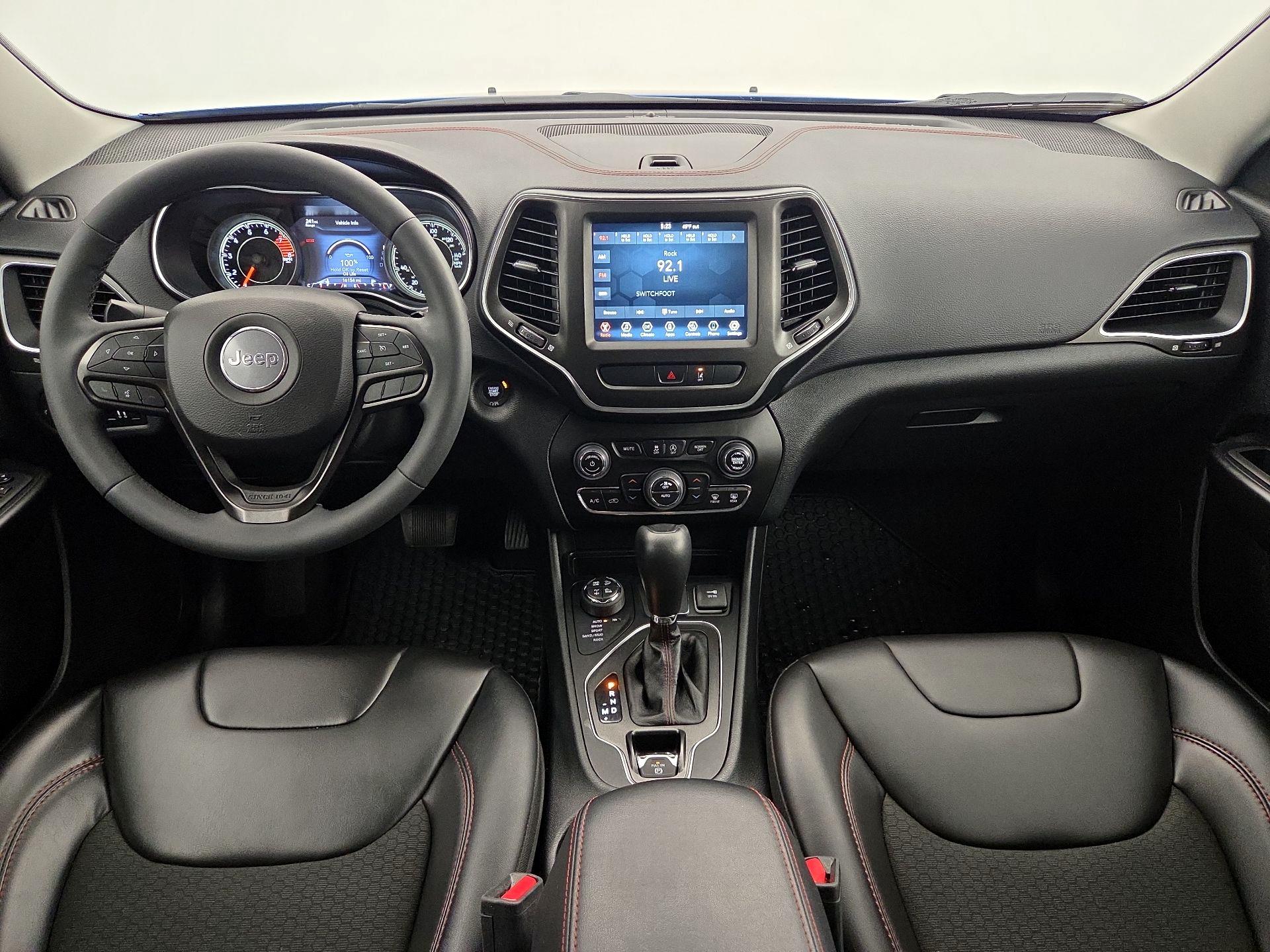 Thumbnail: 2022 Jeep Cherokee - 9
