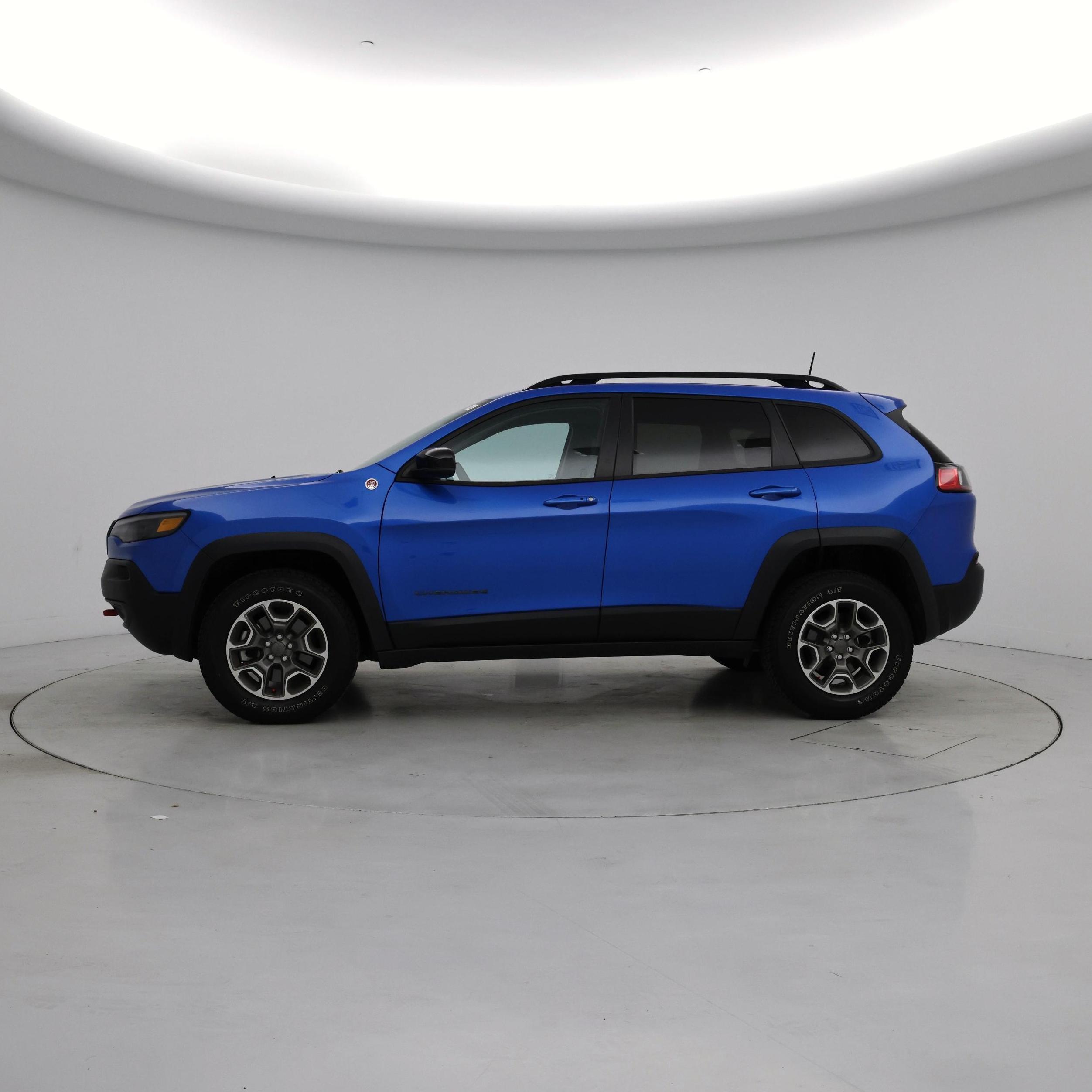 Thumbnail: 2022 Jeep Cherokee - 3