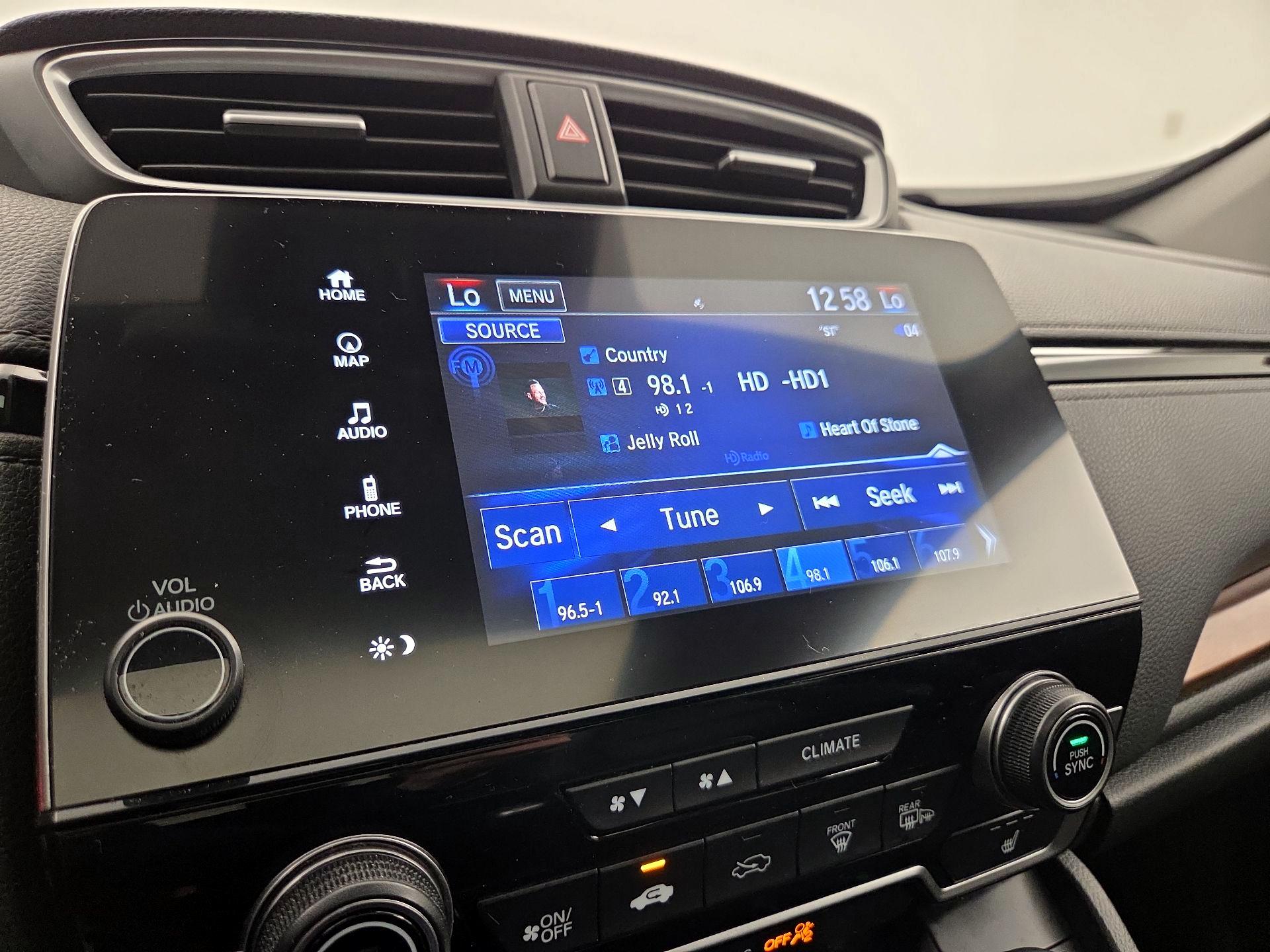Thumbnail: 2017 Honda CR-V - 16