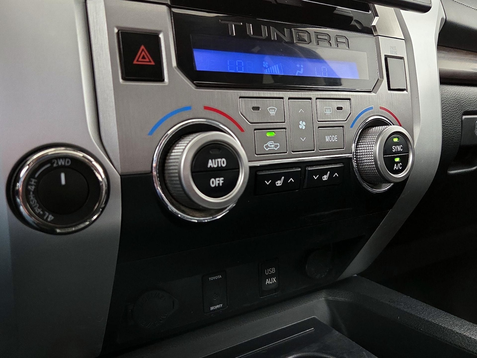 2019 Toyota Tundra Limited - Photo 17