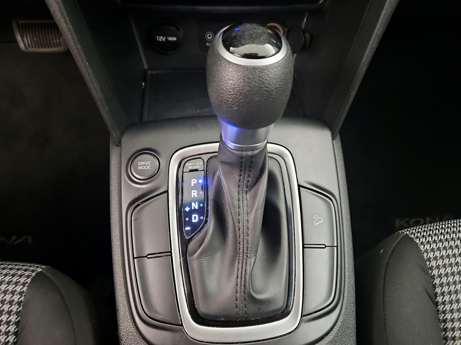 2018 Hyundai Kona SE - Photo 18