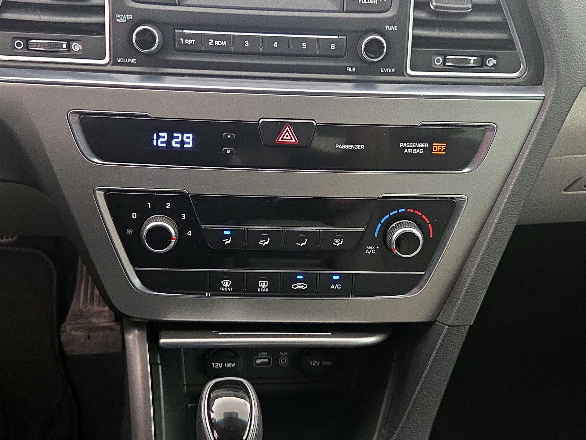 Thumbnail: 2017 Hyundai Sonata - 15