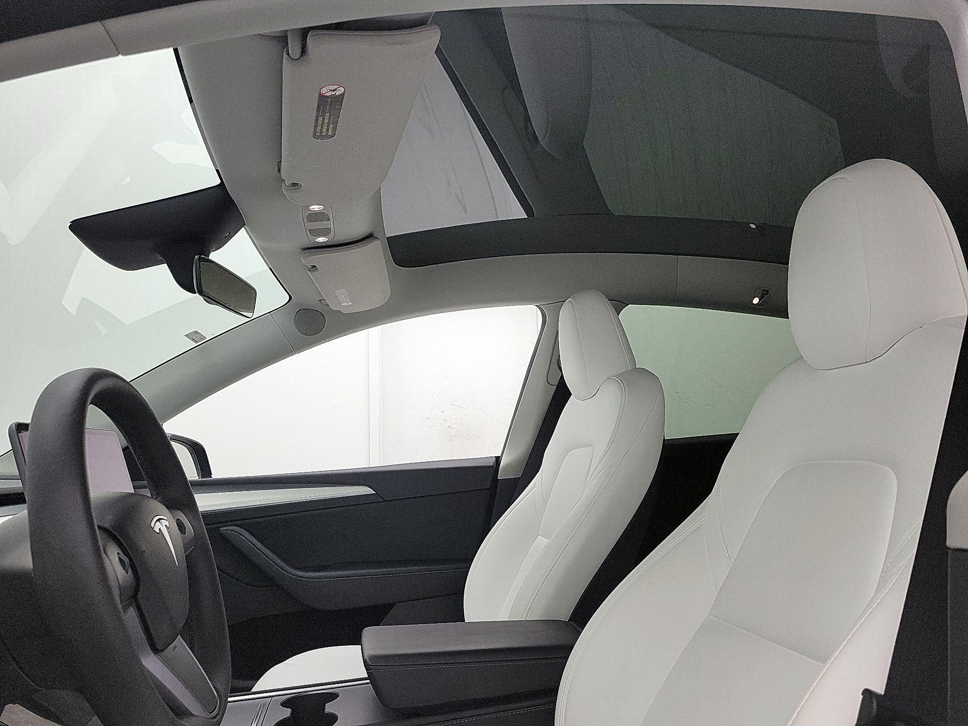Thumbnail: 2023 Tesla Model Y - 20