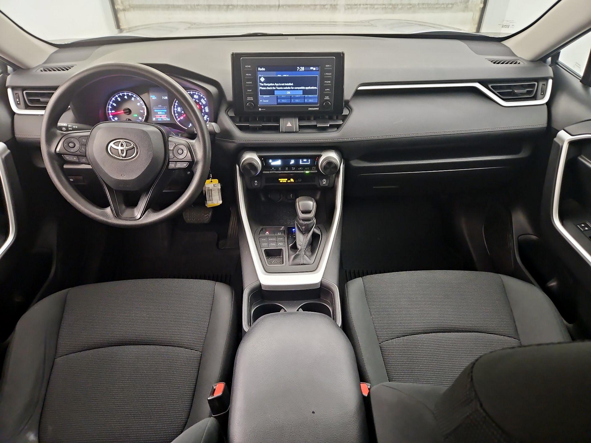Thumbnail: 2021 Toyota RAV4 - 9