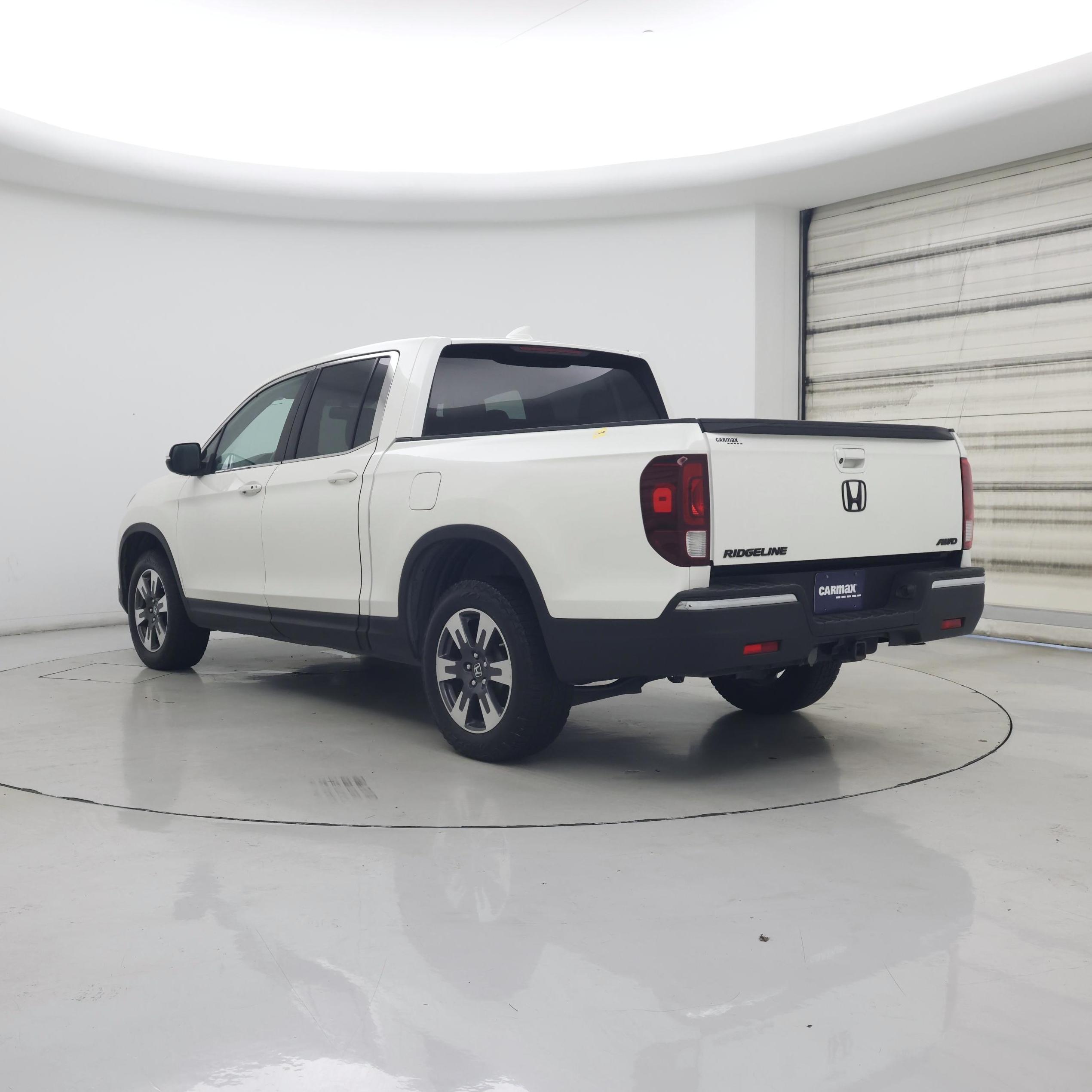 Thumbnail: 2017 Honda Ridgeline - 2