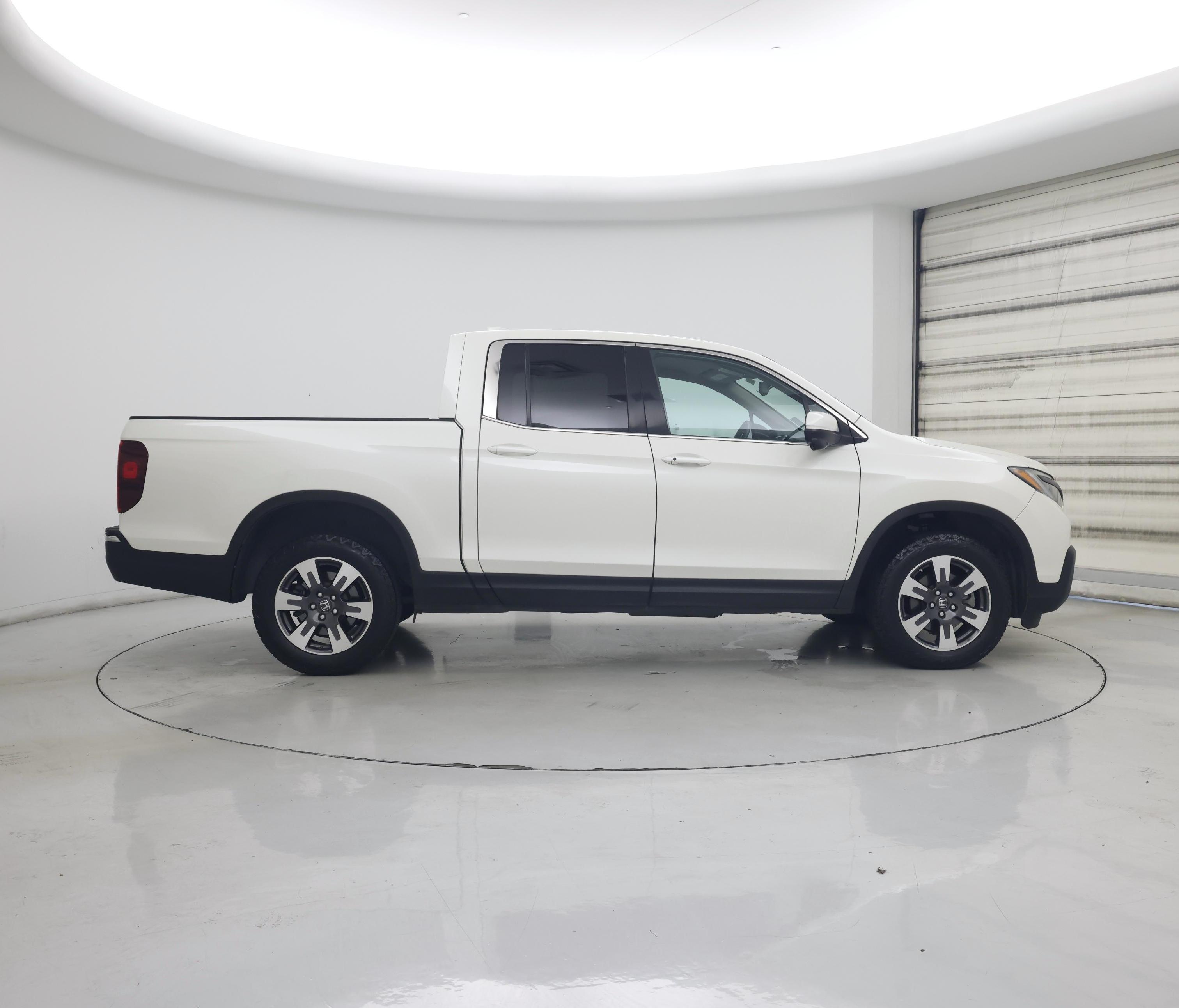 Thumbnail: 2017 Honda Ridgeline - 7