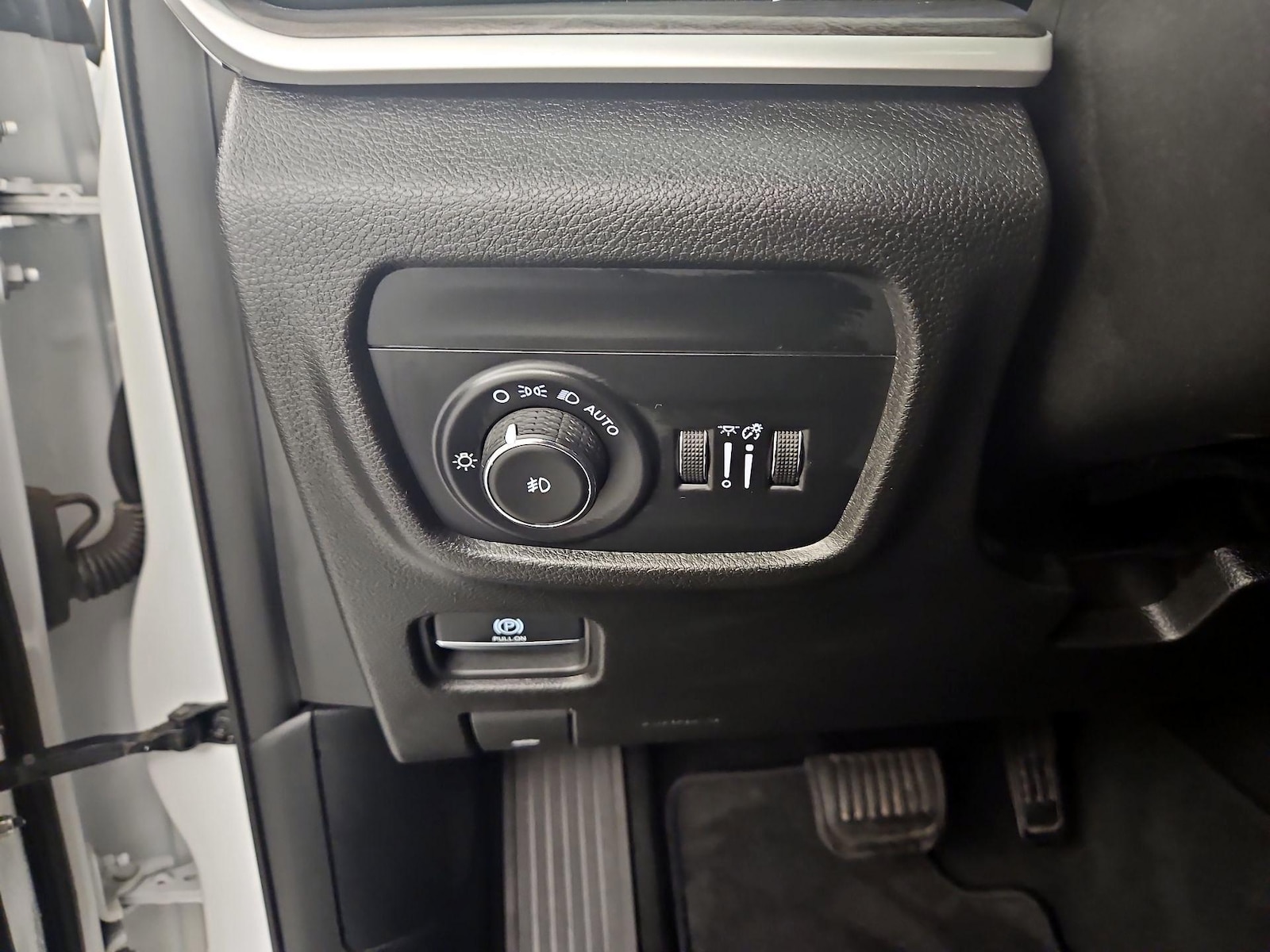 2023 Jeep Grand Cherokee Limited - Photo 14
