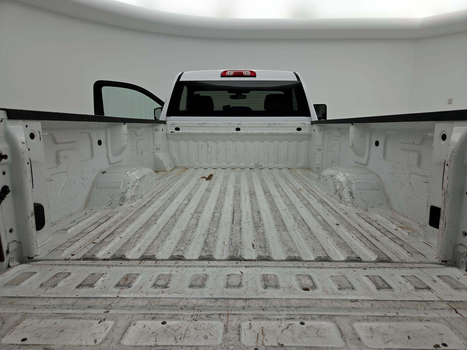Thumbnail: 2020 Chevrolet Silverado 2500 - 19