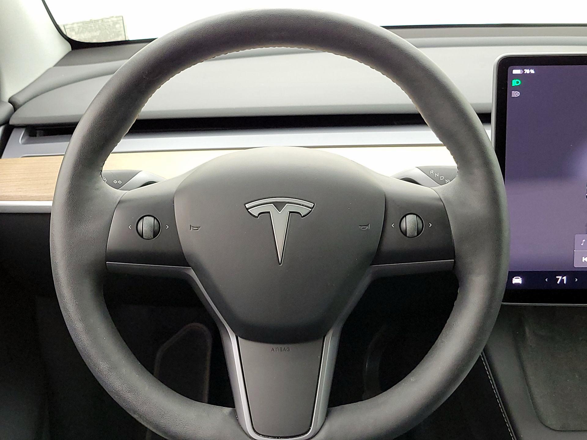 Thumbnail: 2024 Tesla Model Y - 10