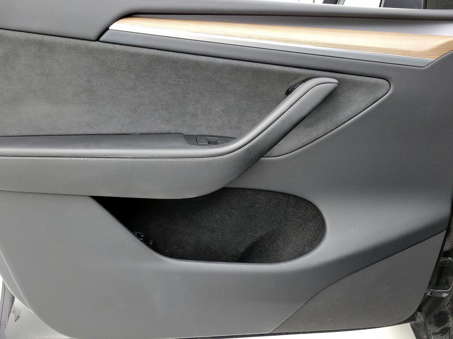 Thumbnail: 2024 Tesla Model Y - 12