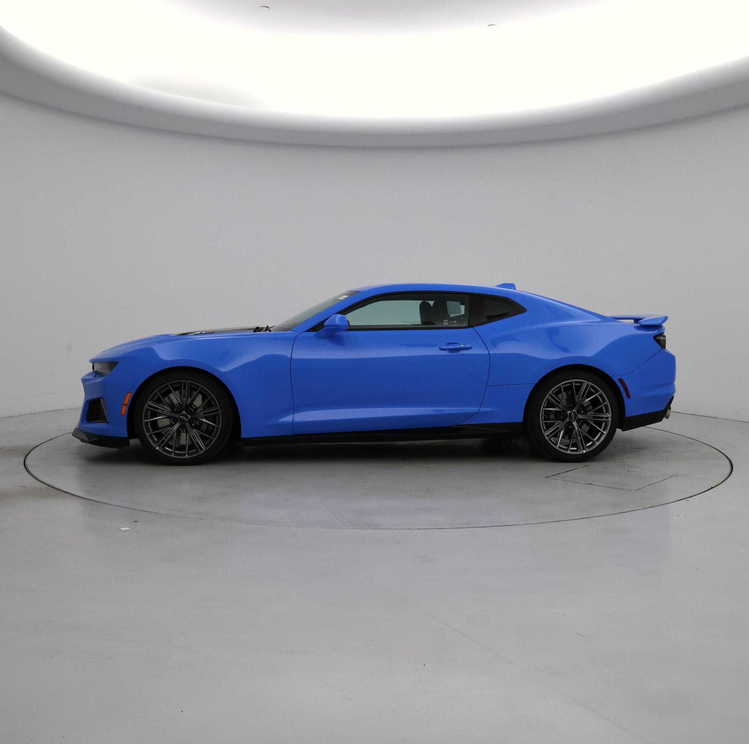Thumbnail: 2022 Chevrolet Camaro - 3