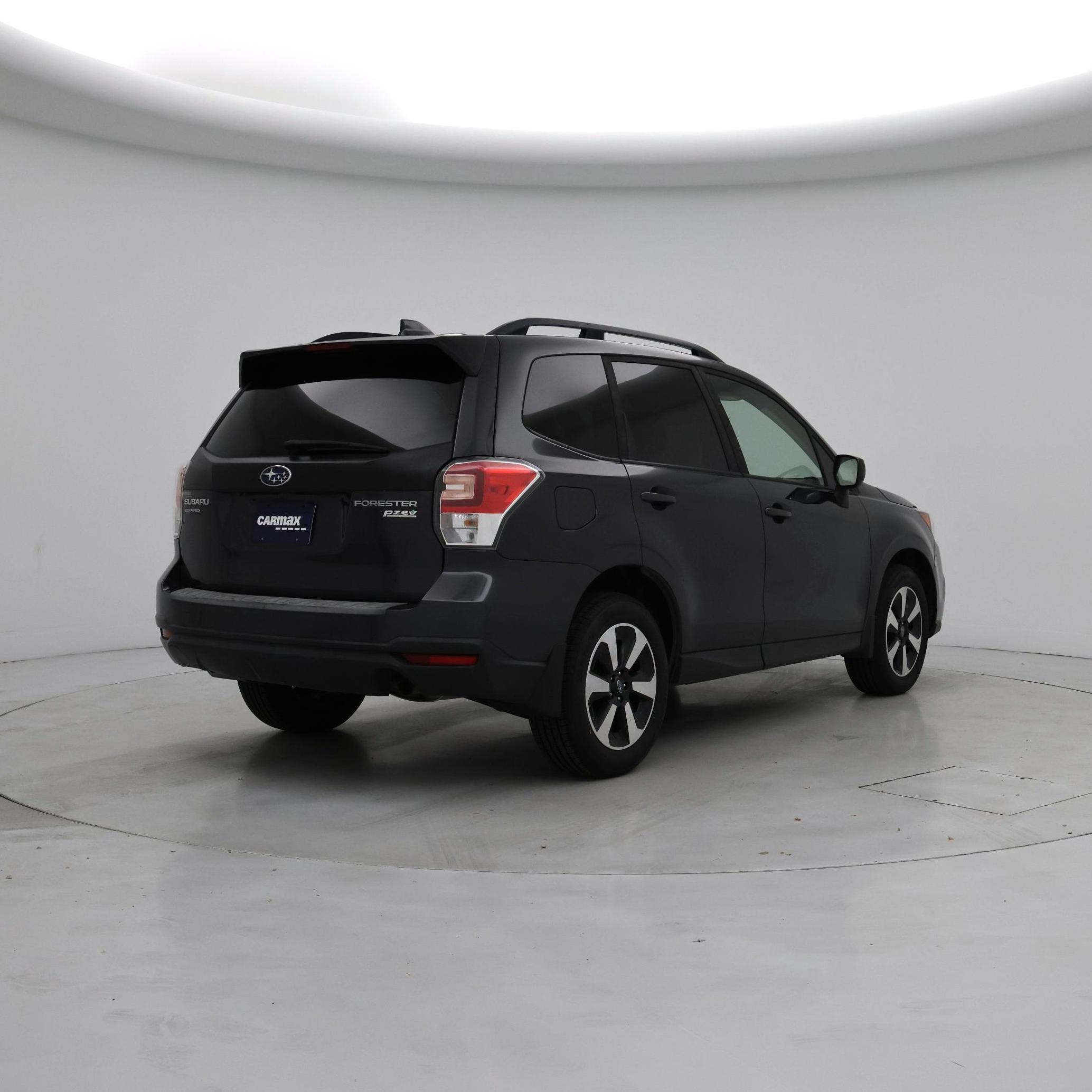 Thumbnail: 2017 Subaru Forester - 8