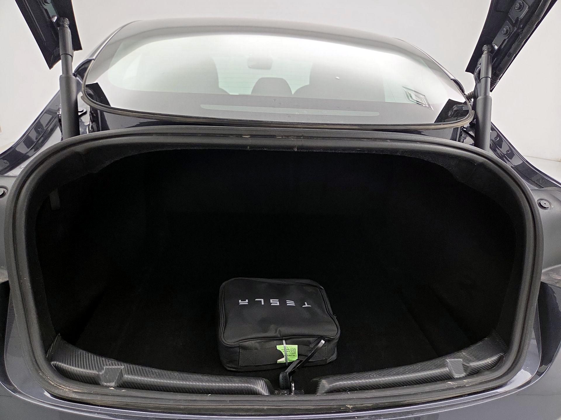Thumbnail: 2024 Tesla Model 3 - 20