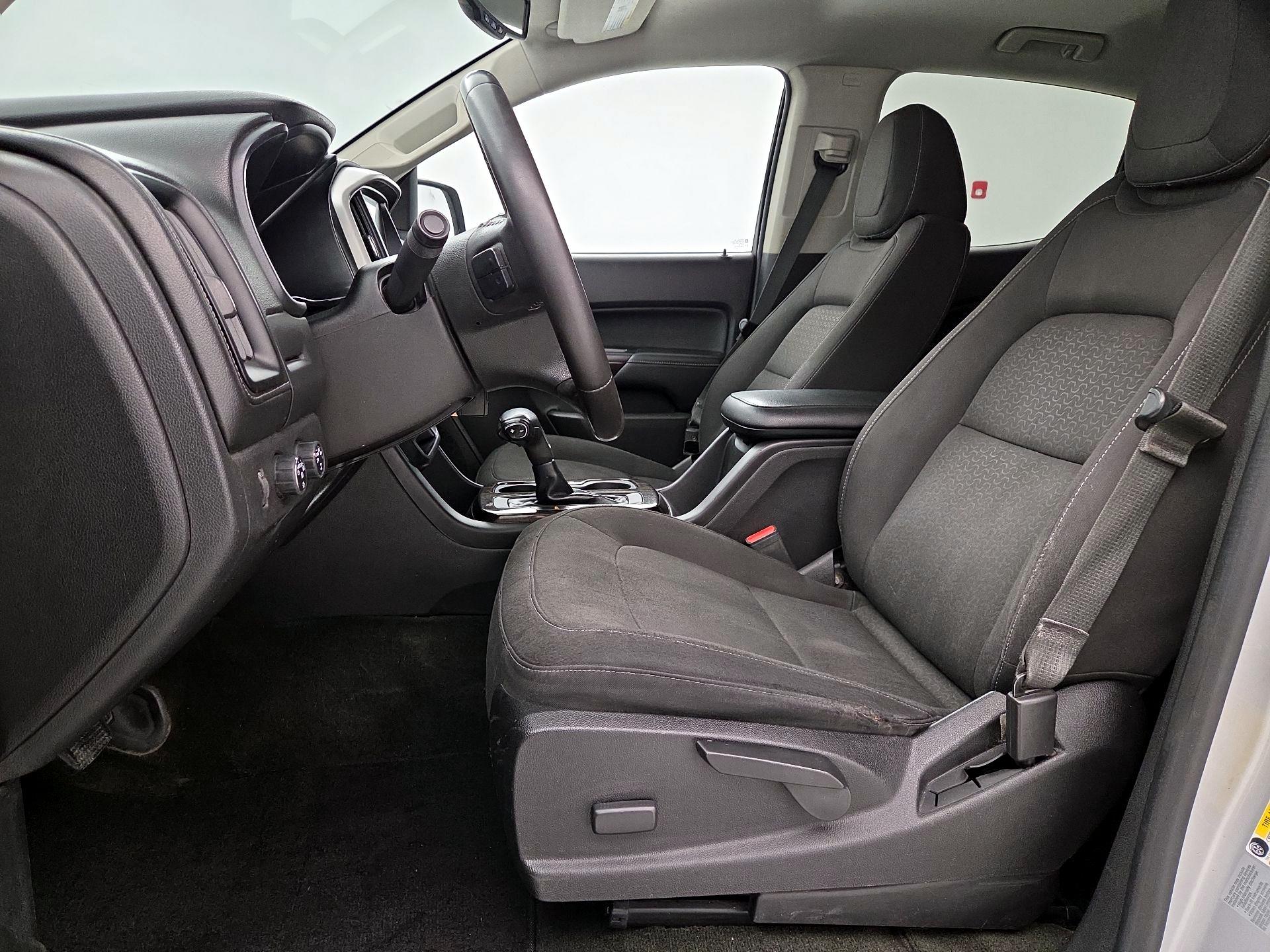 Thumbnail: 2016 GMC Canyon - 11