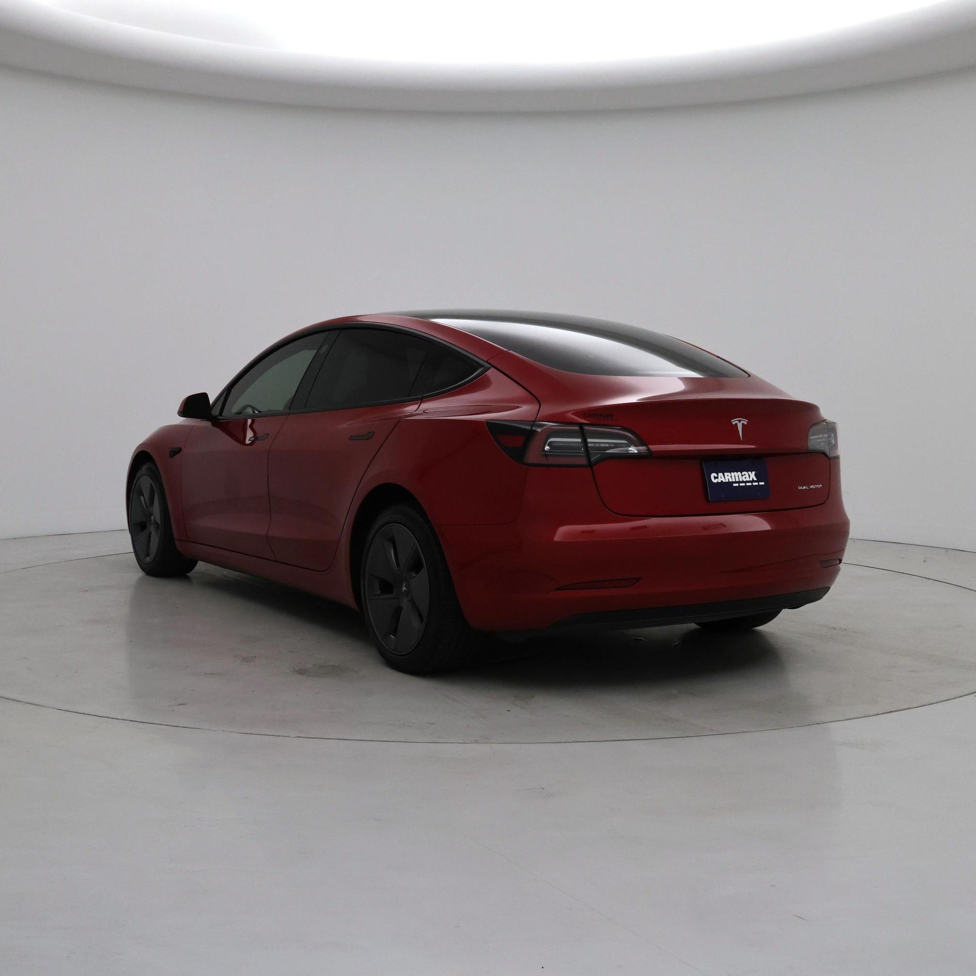 Thumbnail: 2023 Tesla Model 3 - 2