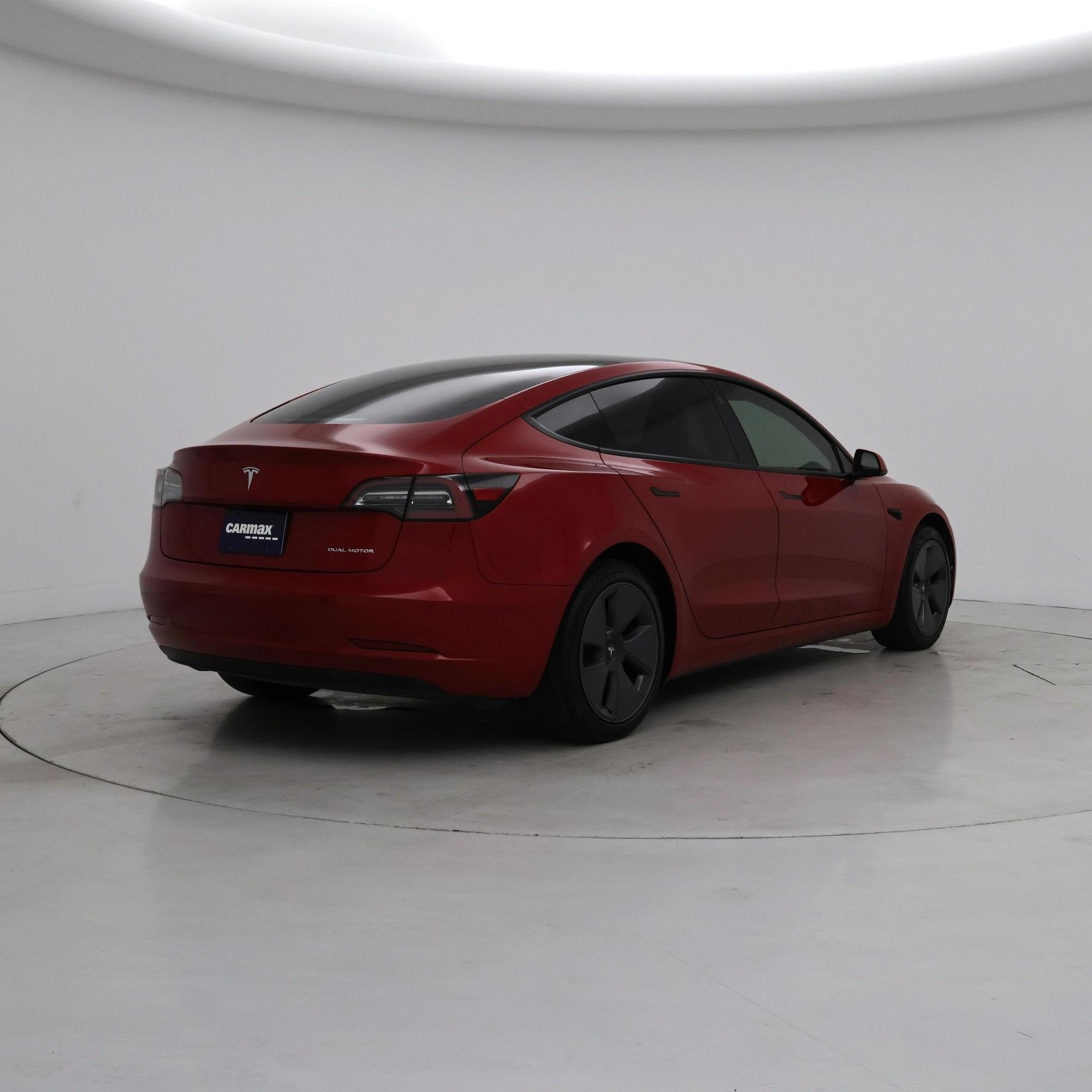 Thumbnail: 2023 Tesla Model 3 - 8