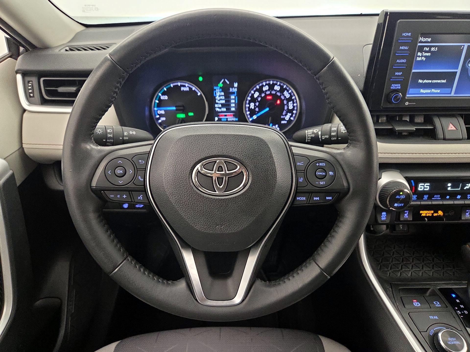 Thumbnail: 2021 Toyota RAV4 - 10