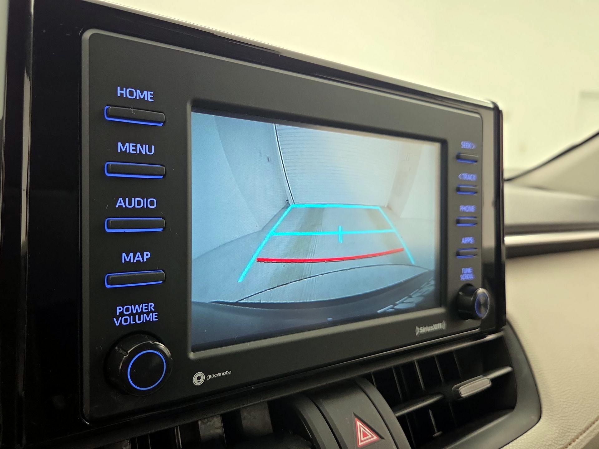 Thumbnail: 2021 Toyota RAV4 - 14