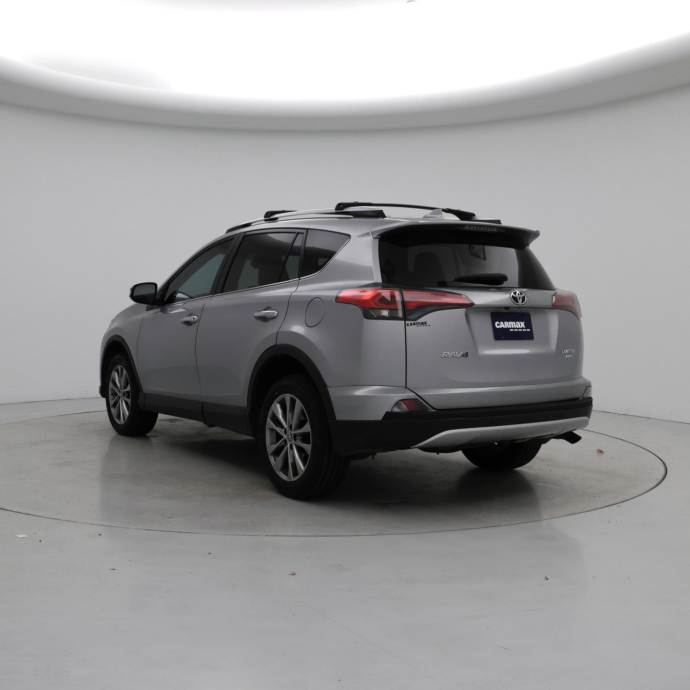 Thumbnail: 2016 Toyota RAV4 - 2
