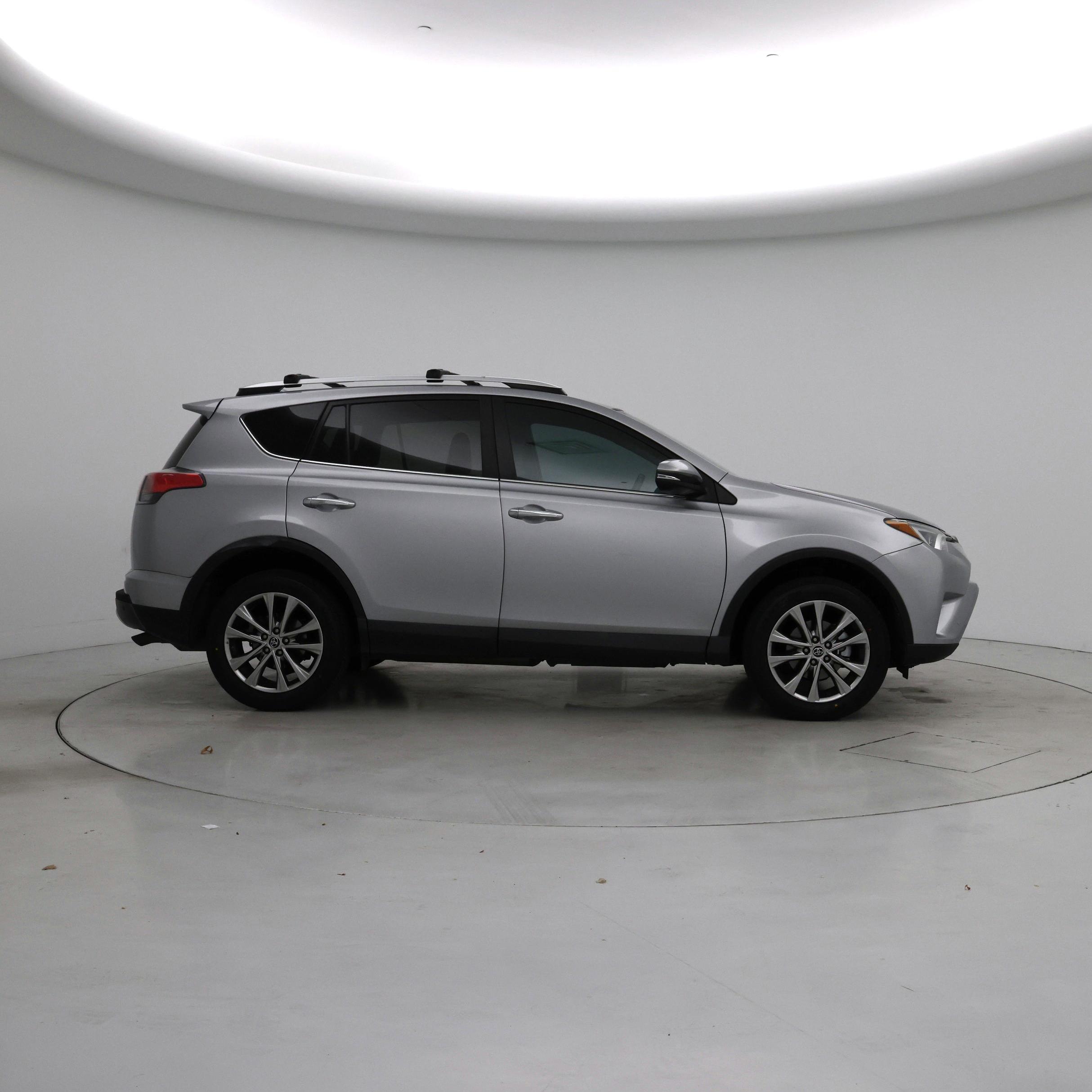 Thumbnail: 2016 Toyota RAV4 - 7