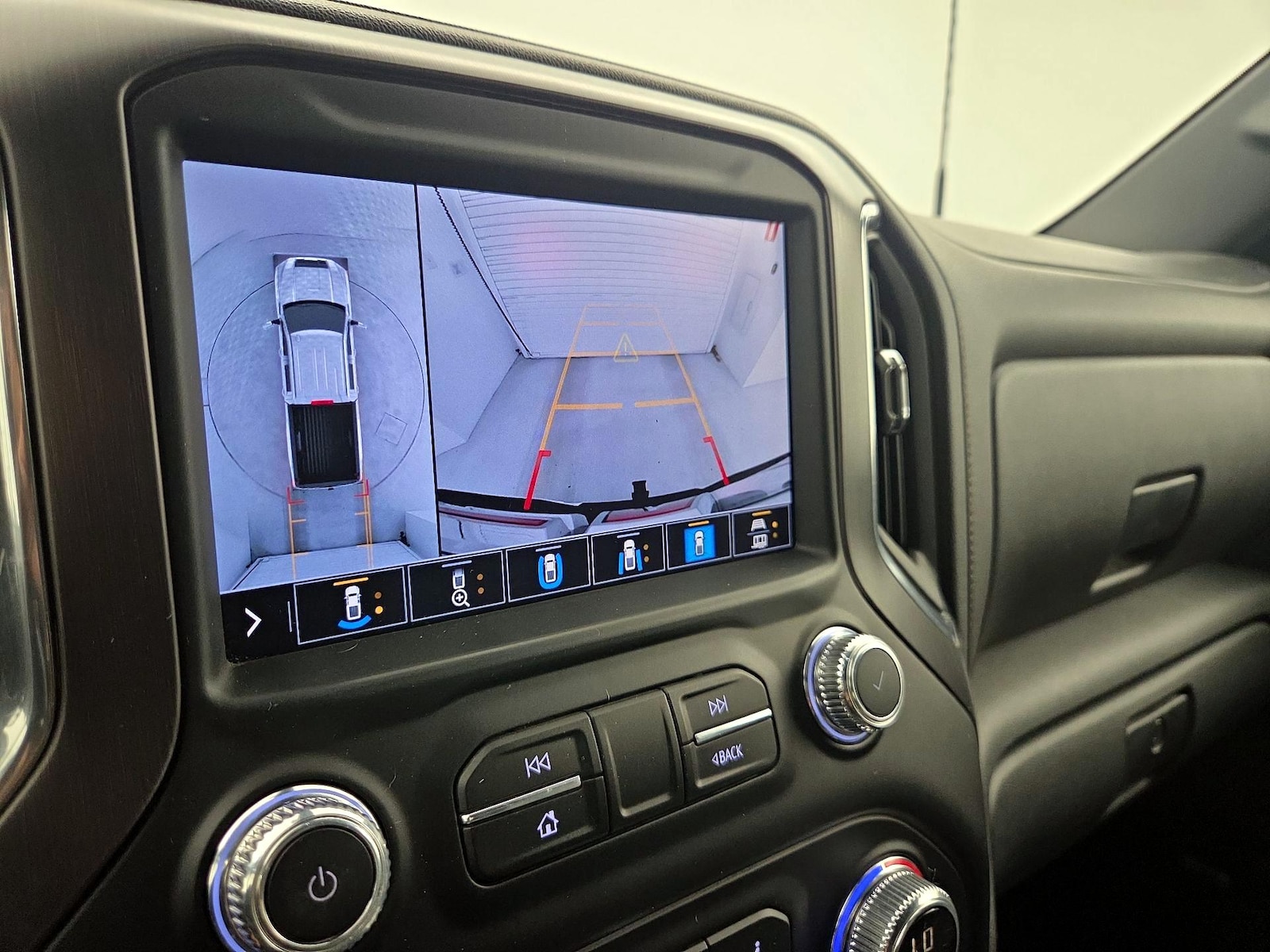2020 GMC Sierra 2500HD AT4 - Photo 15