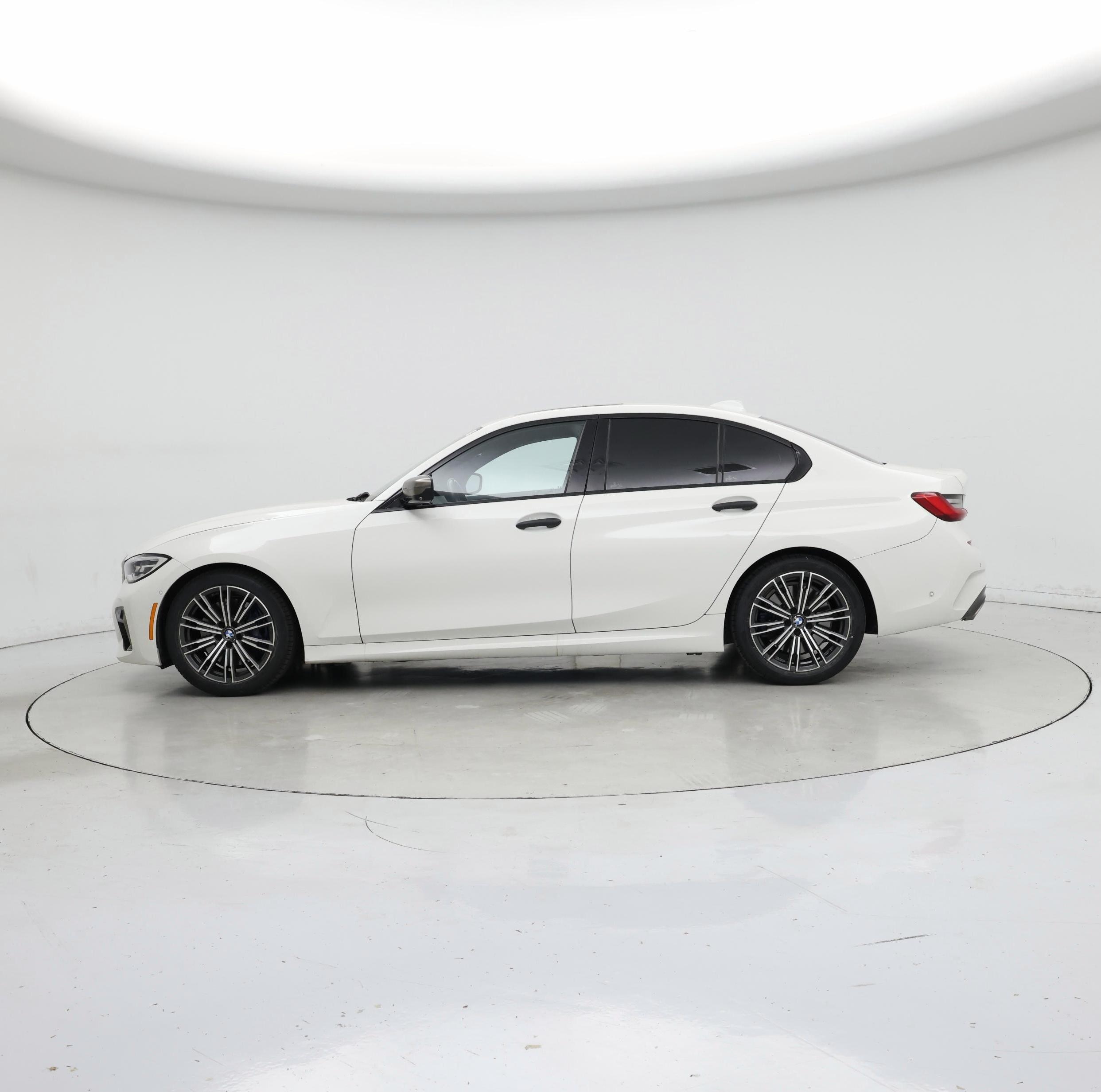 Thumbnail: 2020 BMW 3 Series - 3