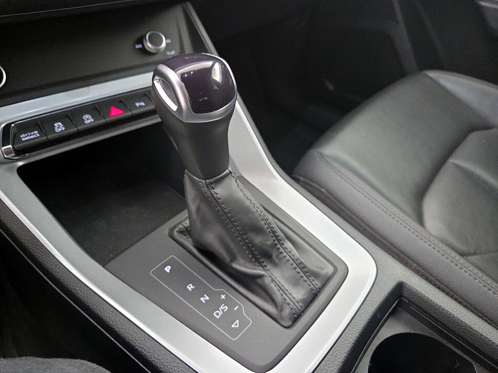 Thumbnail: 2022 Audi Q3 - 17