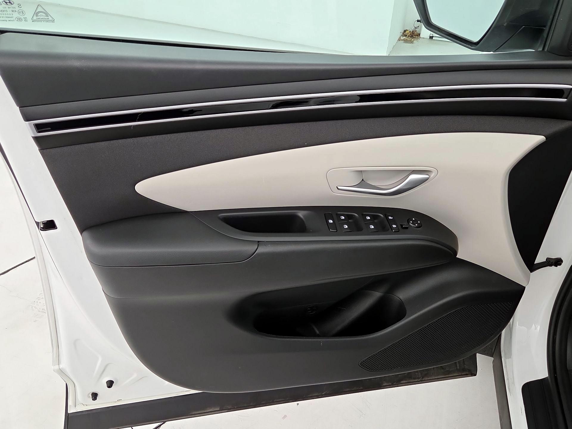 Thumbnail: 2024 Hyundai Tucson - 12