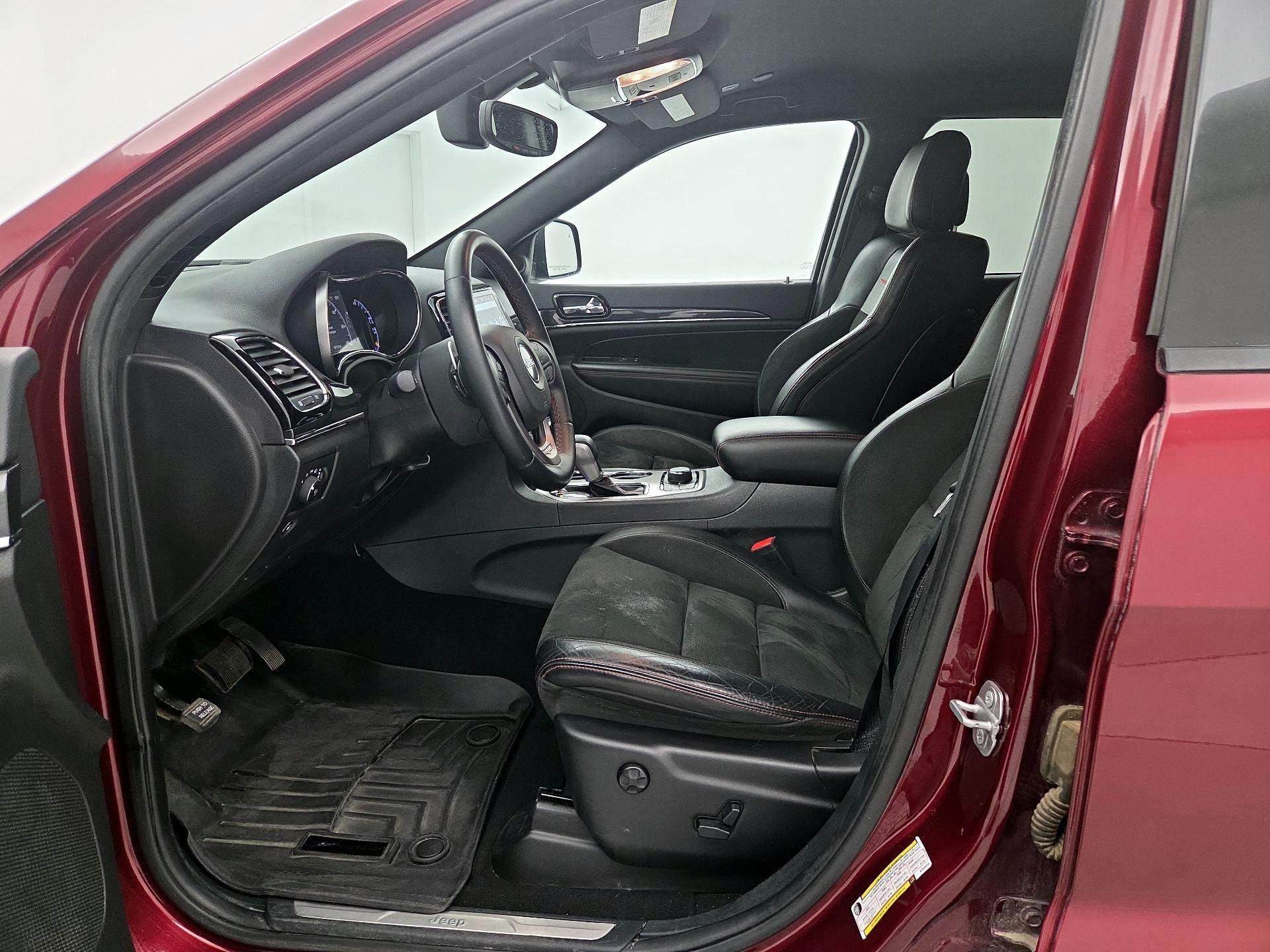 Thumbnail: 2019 Jeep Grand Cherokee - 11