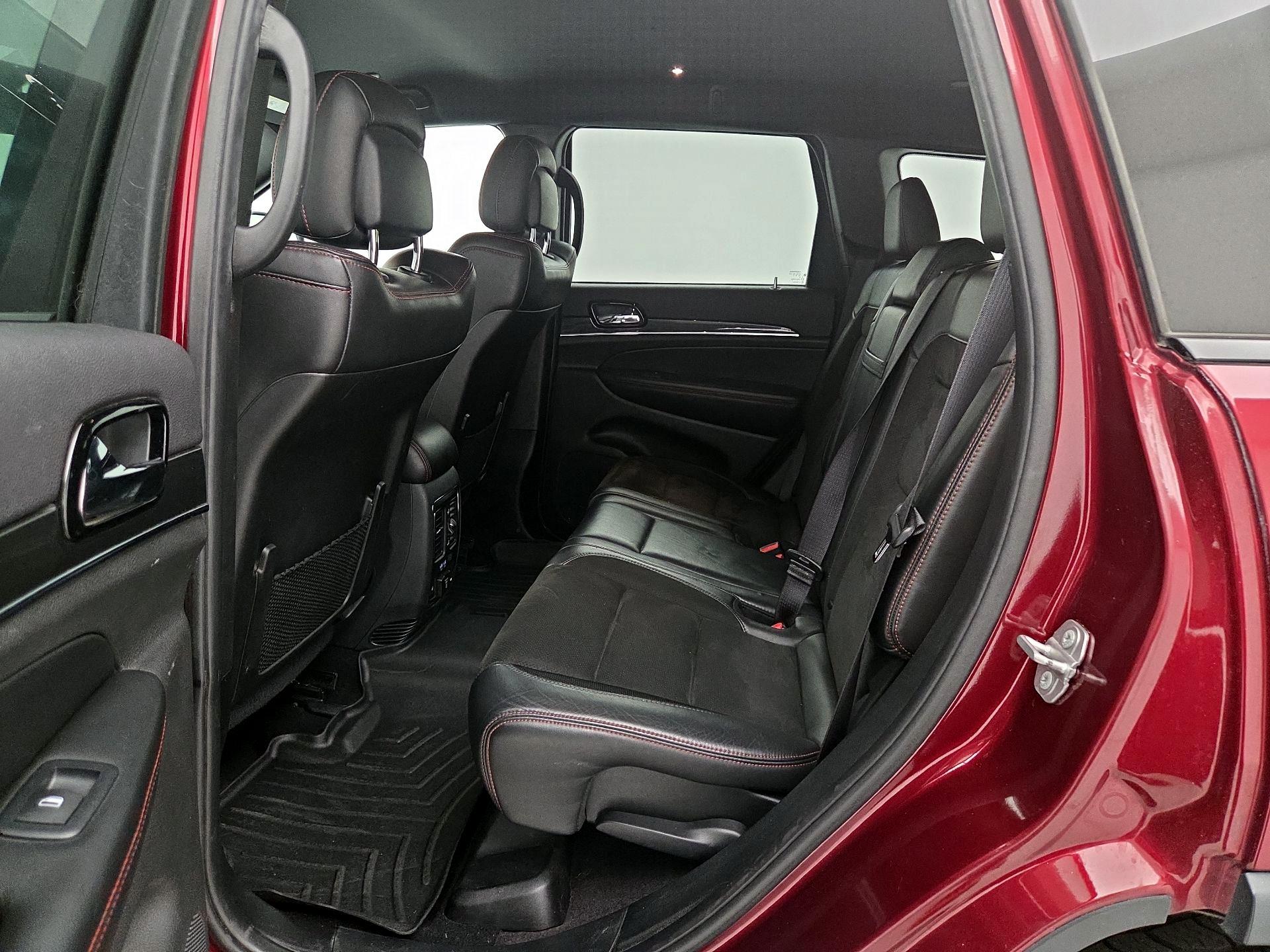 Thumbnail: 2019 Jeep Grand Cherokee - 20