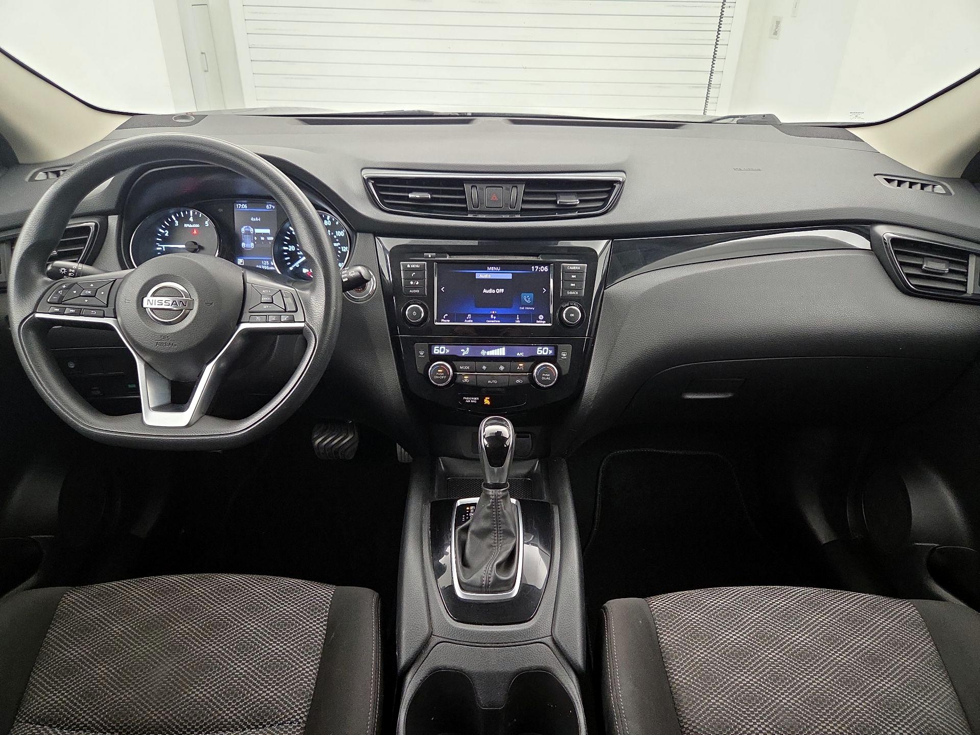 Thumbnail: 2019 Nissan Rogue Sport - 9