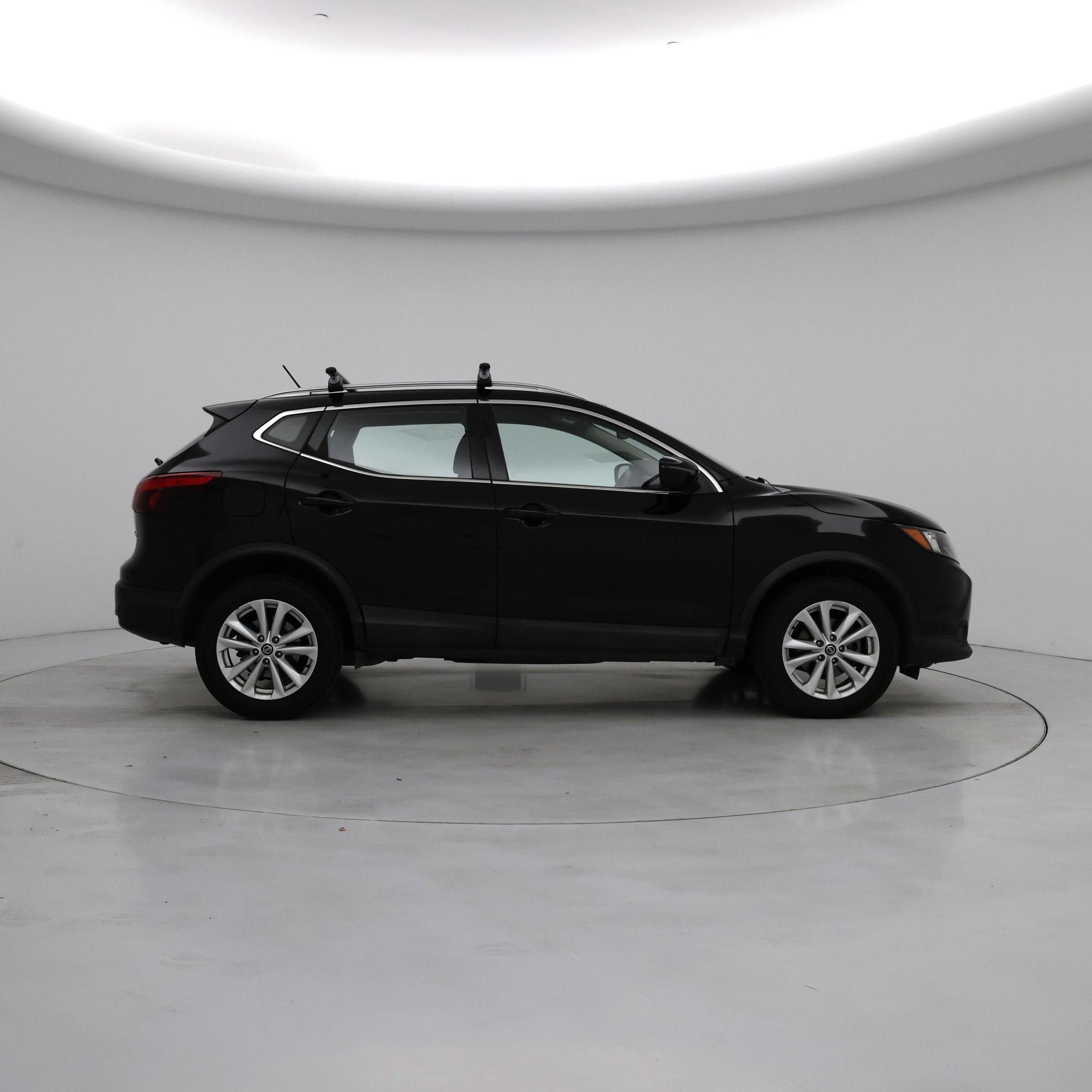 Thumbnail: 2019 Nissan Rogue Sport - 7