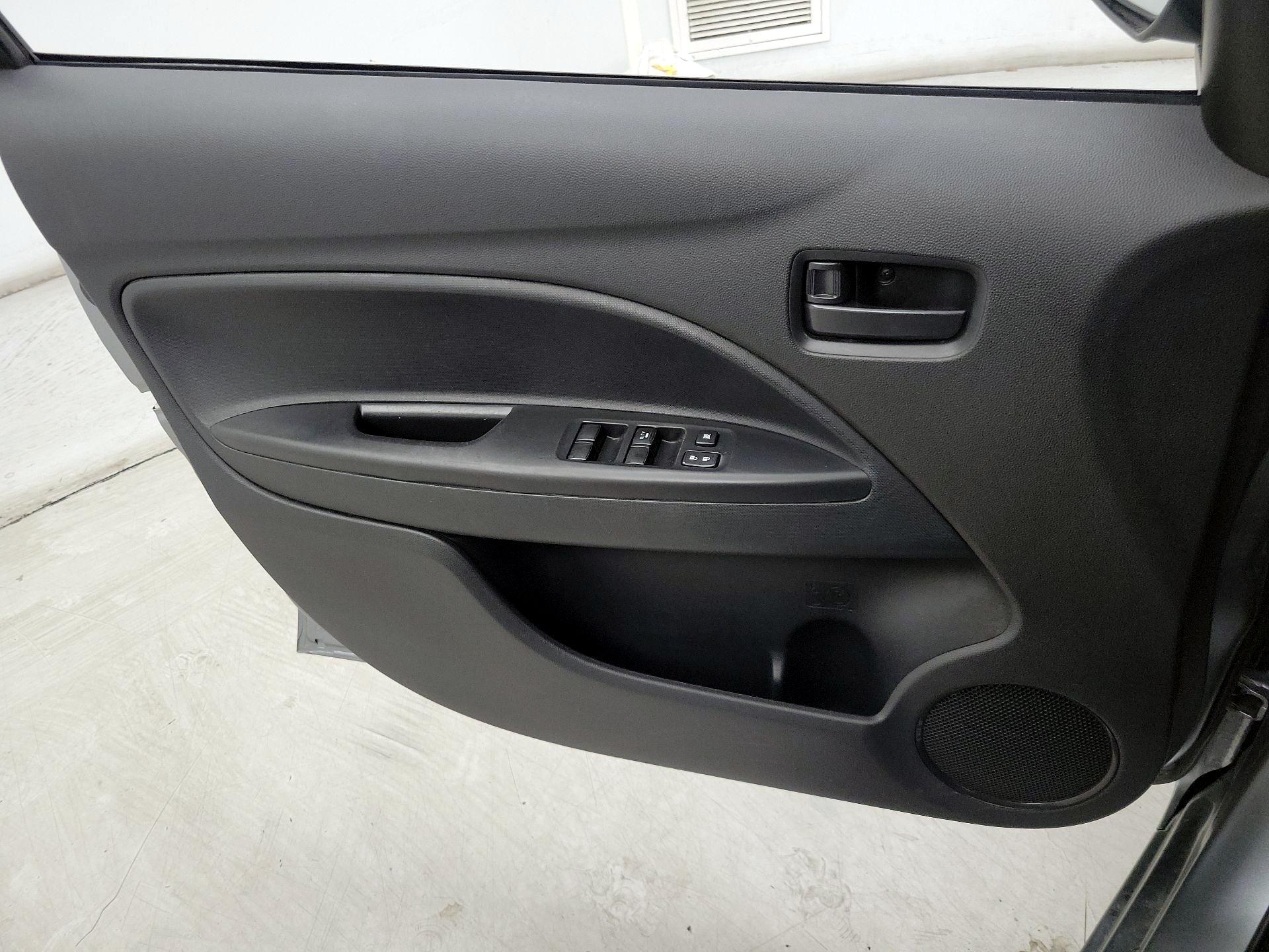 Thumbnail: 2019 Mitsubishi Mirage G4 - 12