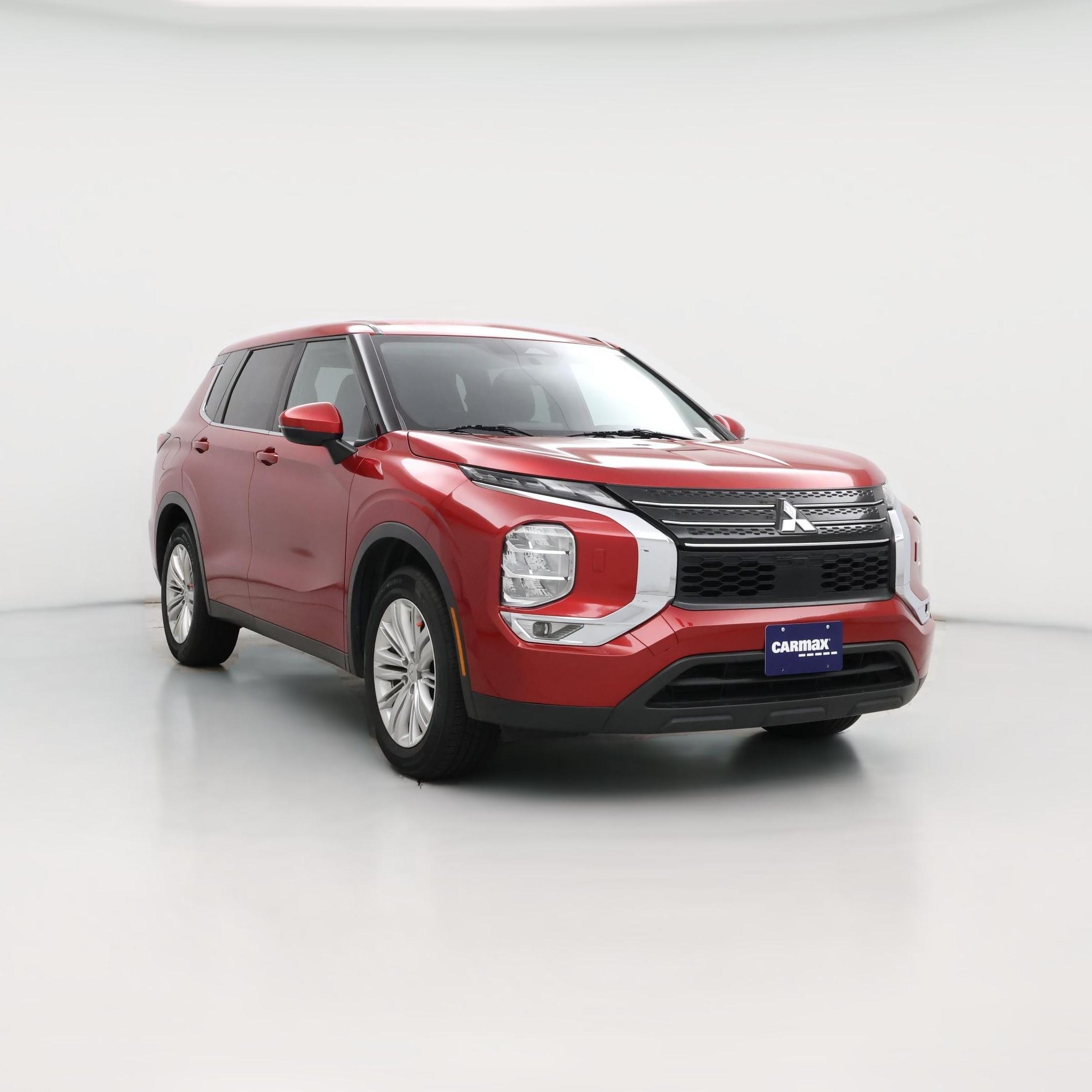 Thumbnail: 2022 Mitsubishi Outlander - 1