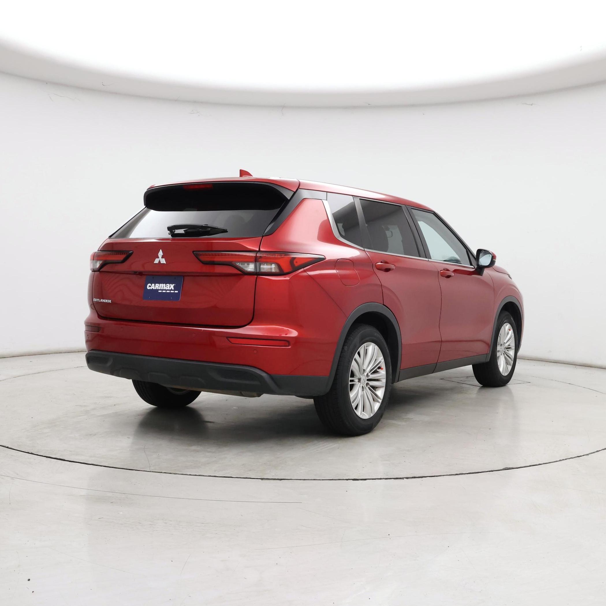 Thumbnail: 2022 Mitsubishi Outlander - 8