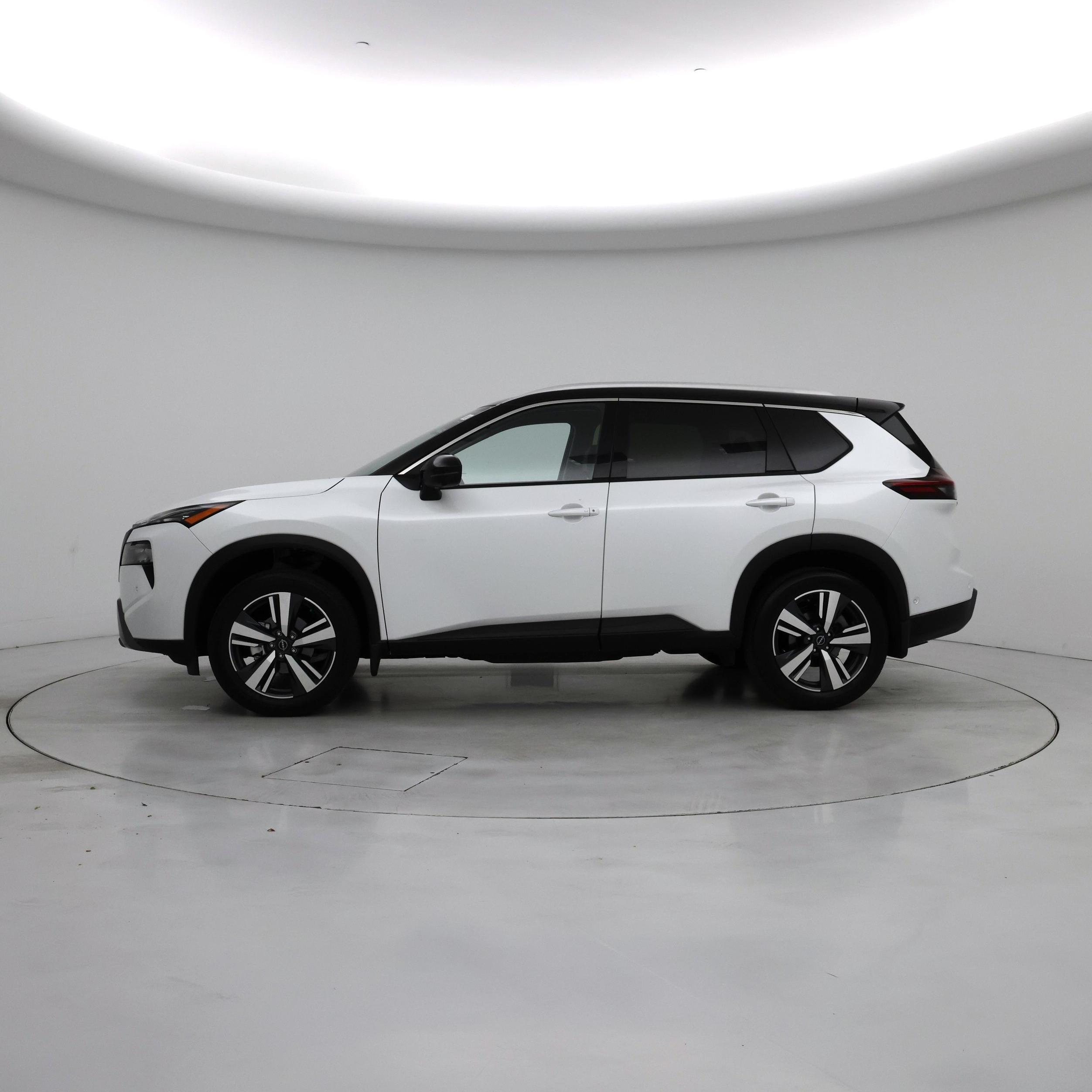 Thumbnail: 2025 Nissan Rogue - 3