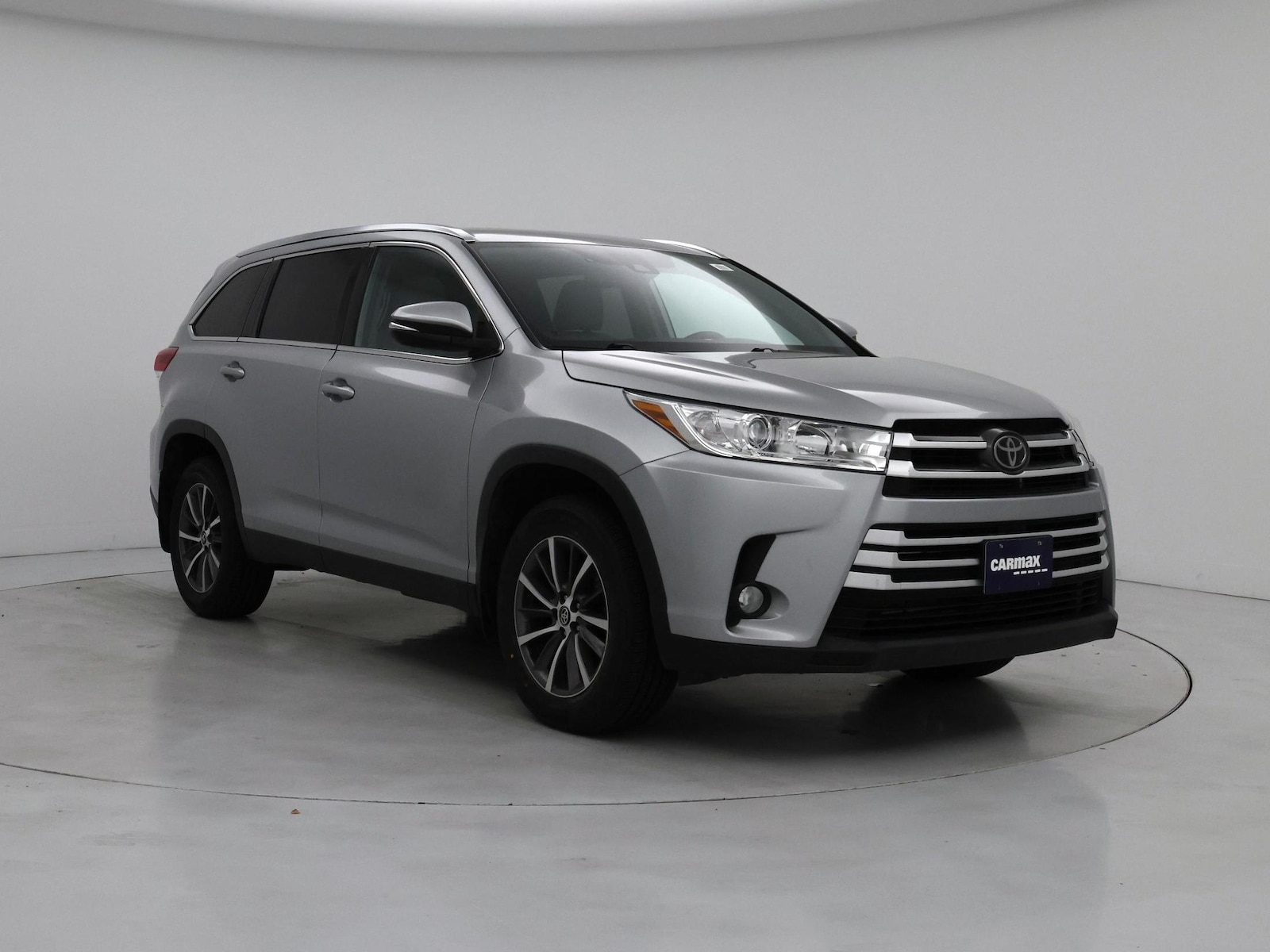 2019 Toyota Highlander XLE - Photo 2