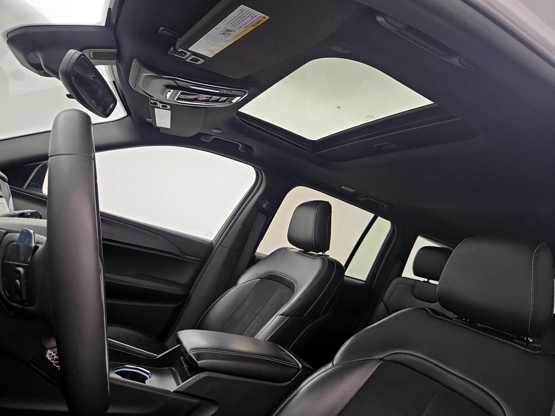 Thumbnail: 2023 Jeep Grand Cherokee - 19