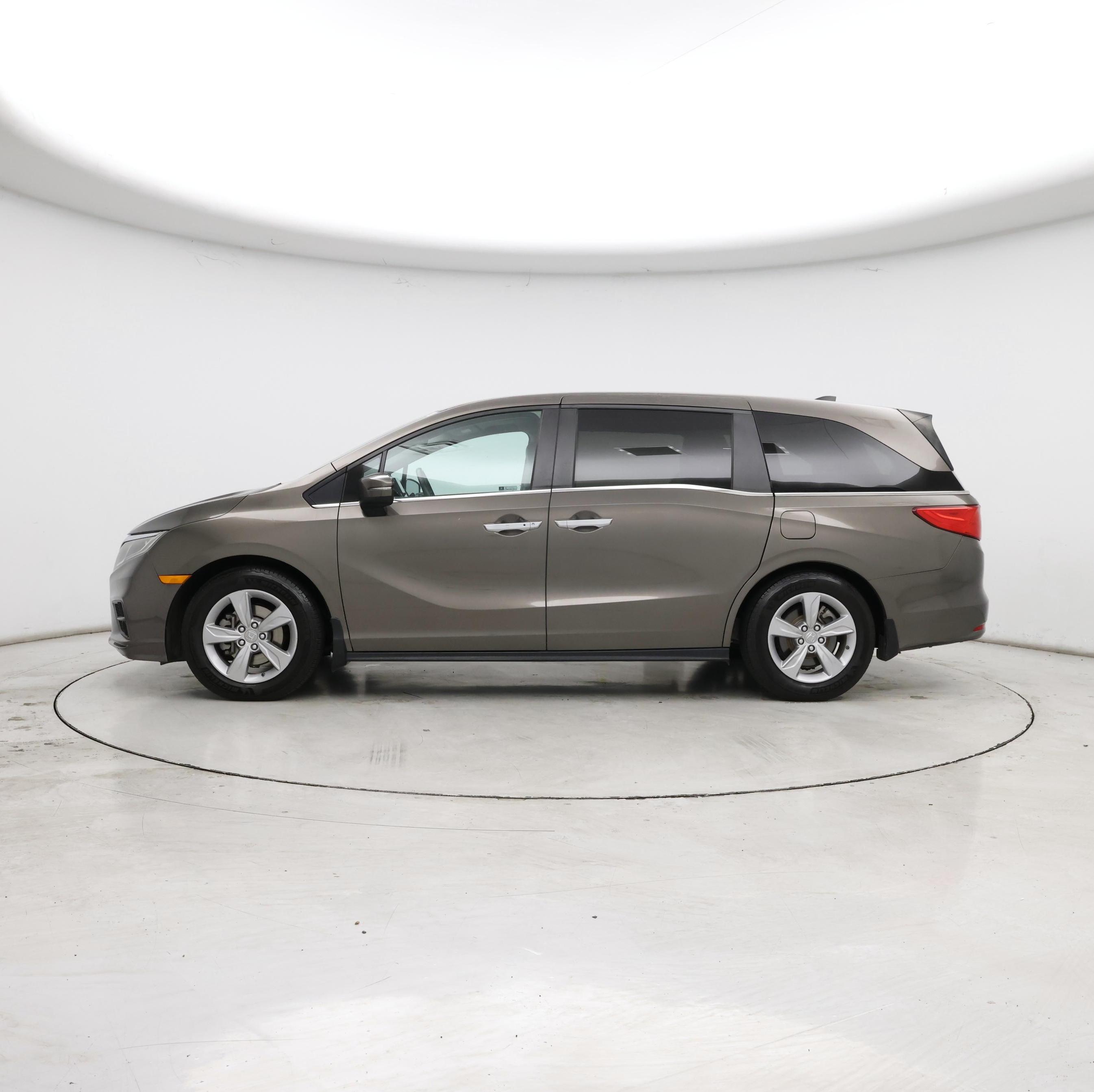 Thumbnail: 2020 Honda Odyssey - 3