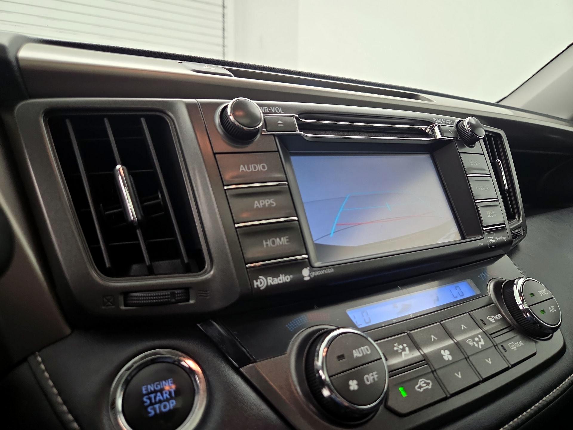 Thumbnail: 2015 Toyota RAV4 - 14