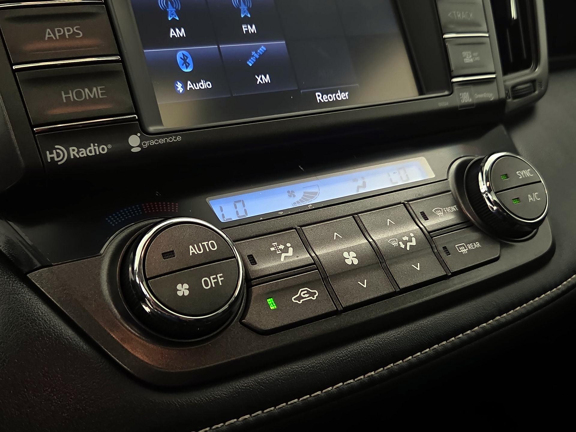 Thumbnail: 2015 Toyota RAV4 - 16