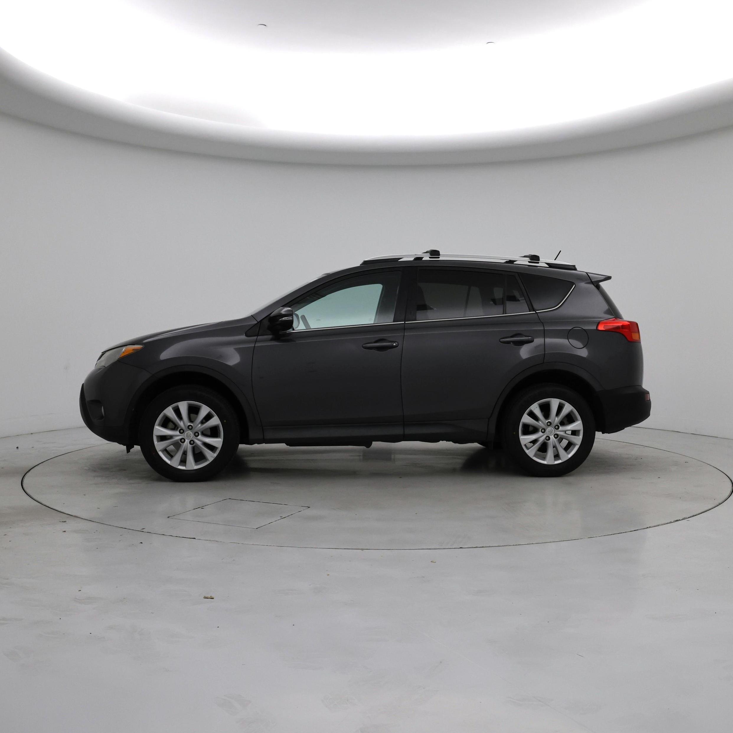 Thumbnail: 2015 Toyota RAV4 - 3