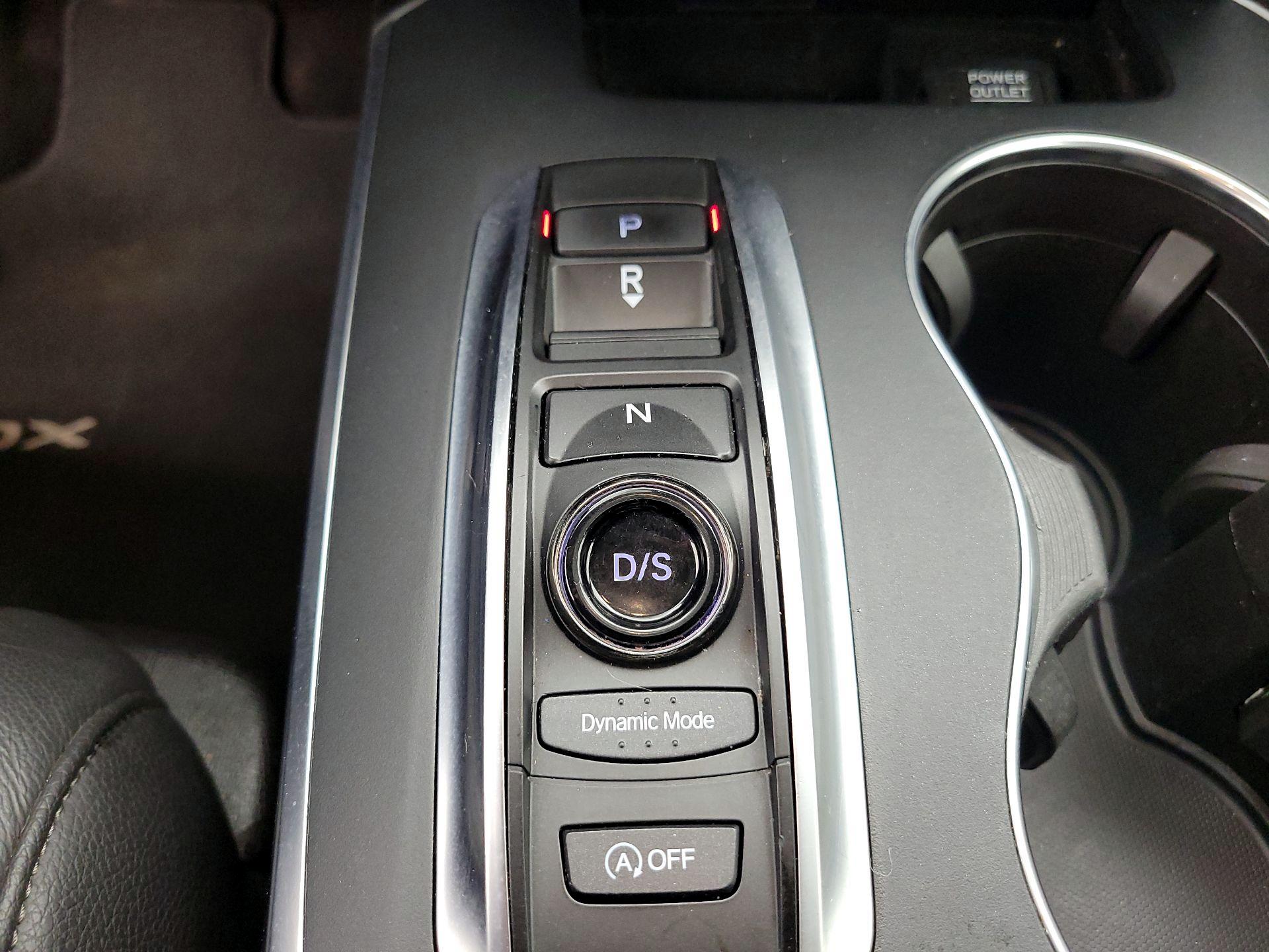Thumbnail: 2019 Acura MDX - 17