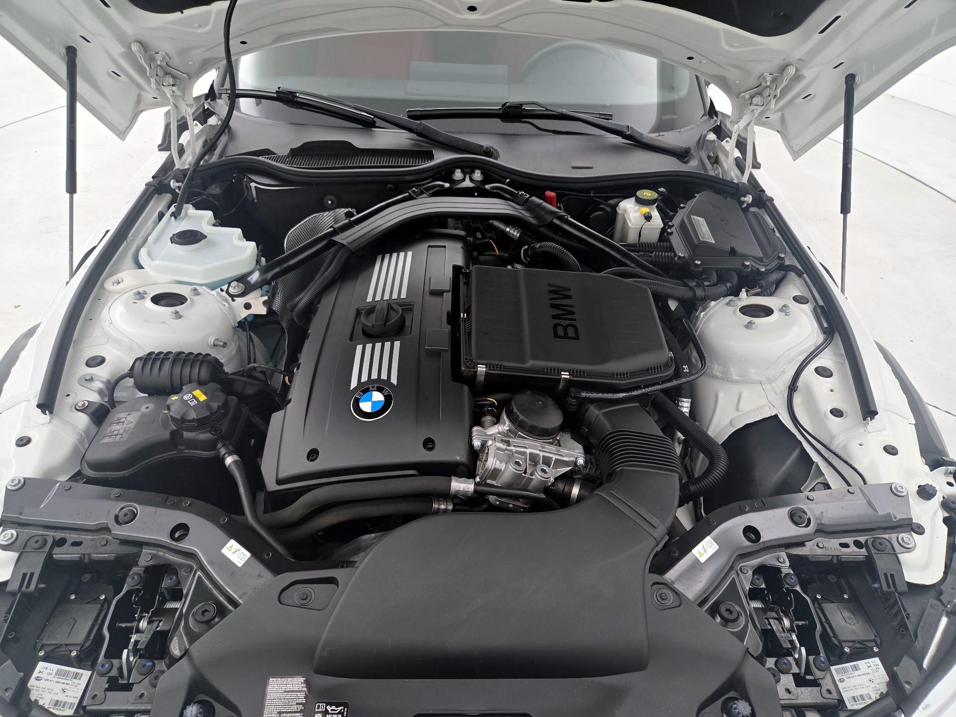 Thumbnail: 2016 BMW Z4 - 20