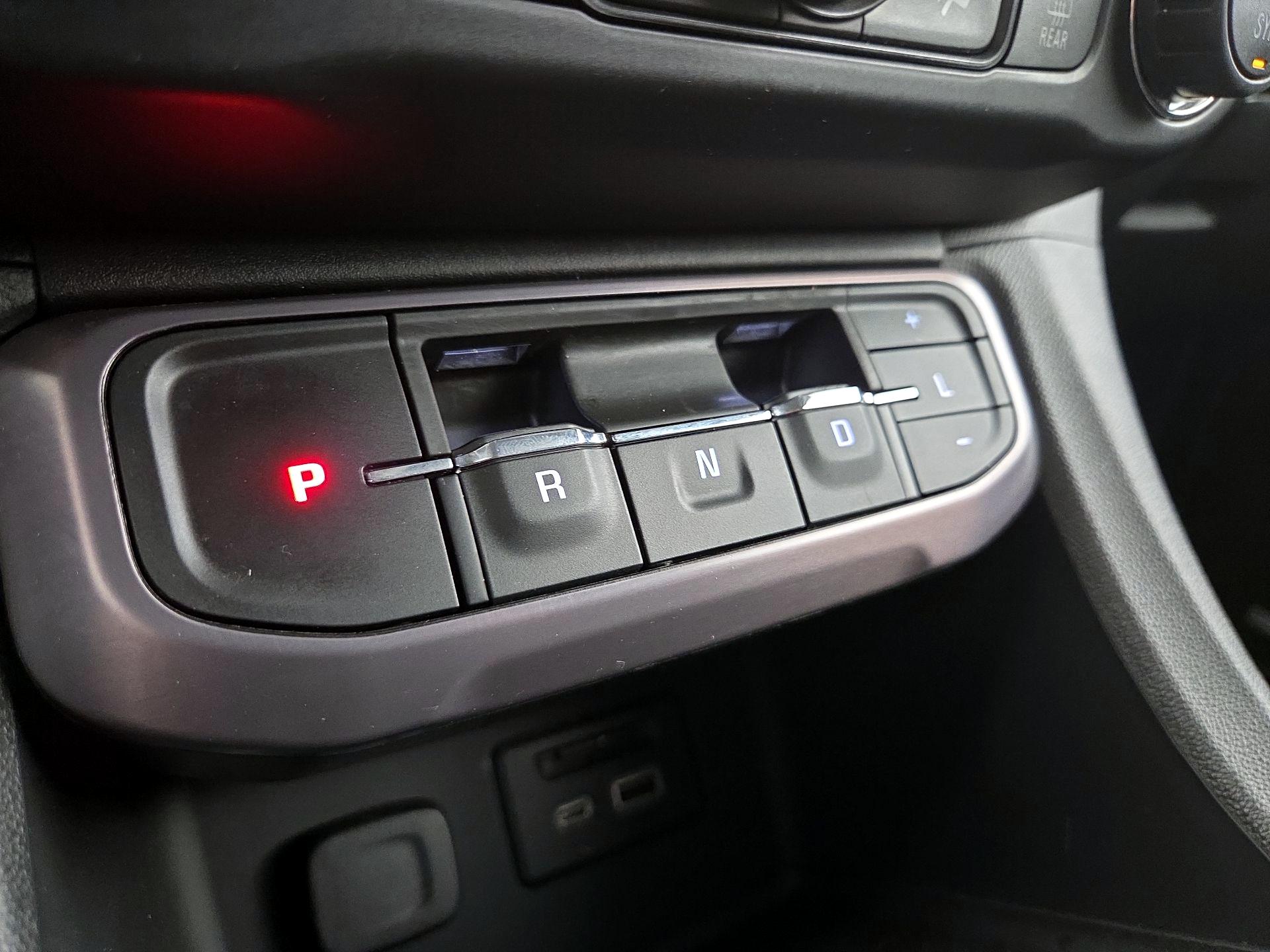 Thumbnail: 2020 GMC Acadia - 17