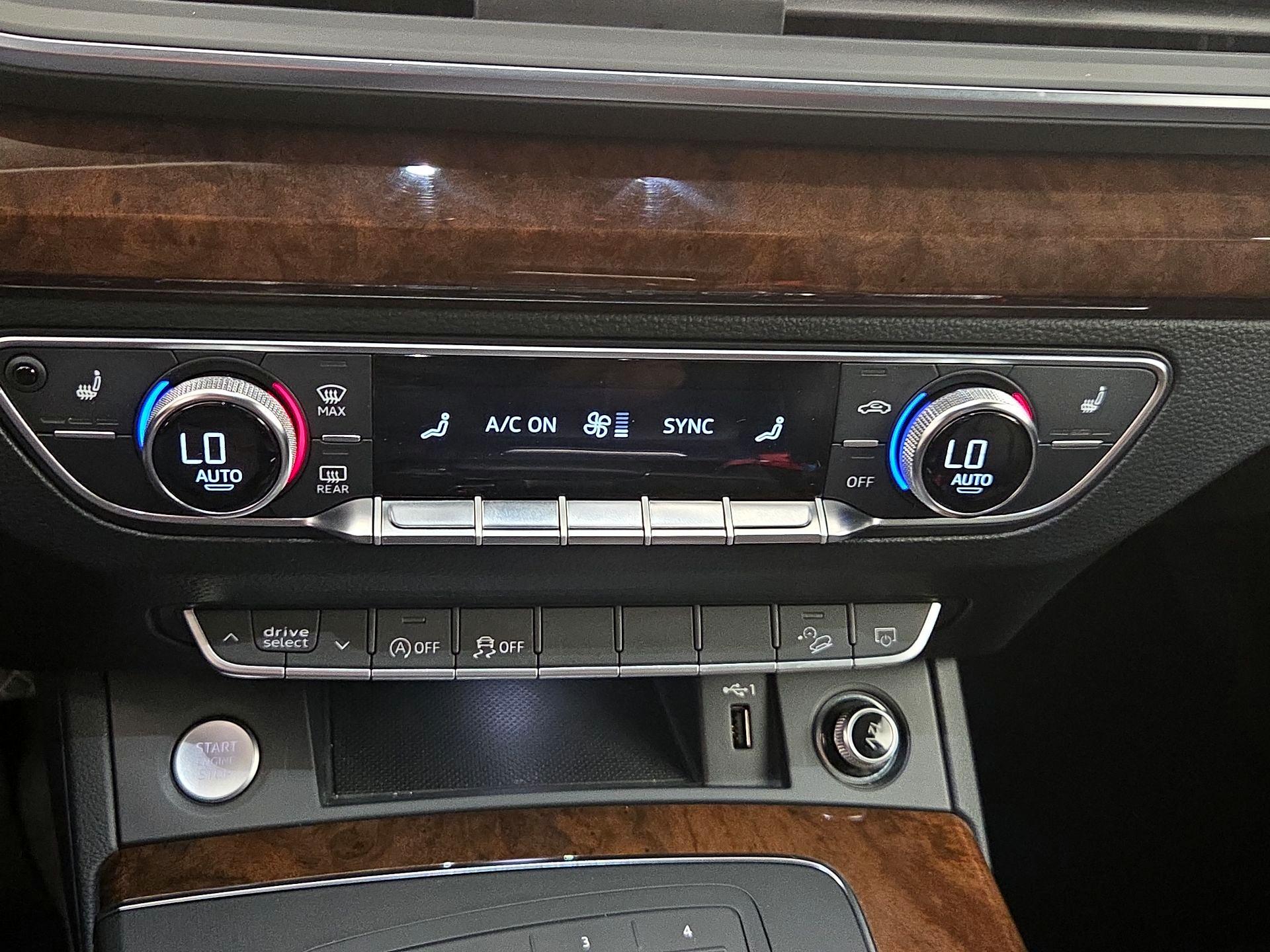 Thumbnail: 2020 Audi Q5 - 16